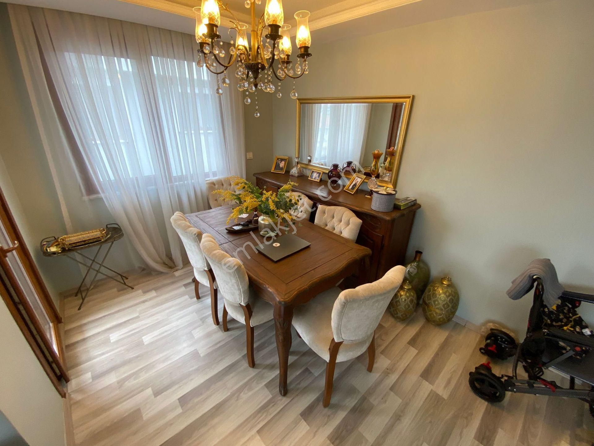 Altıntepede 5 Yıllık Binada Minibüse 1 Dk Geniş M2 3+1 - Görsel 4