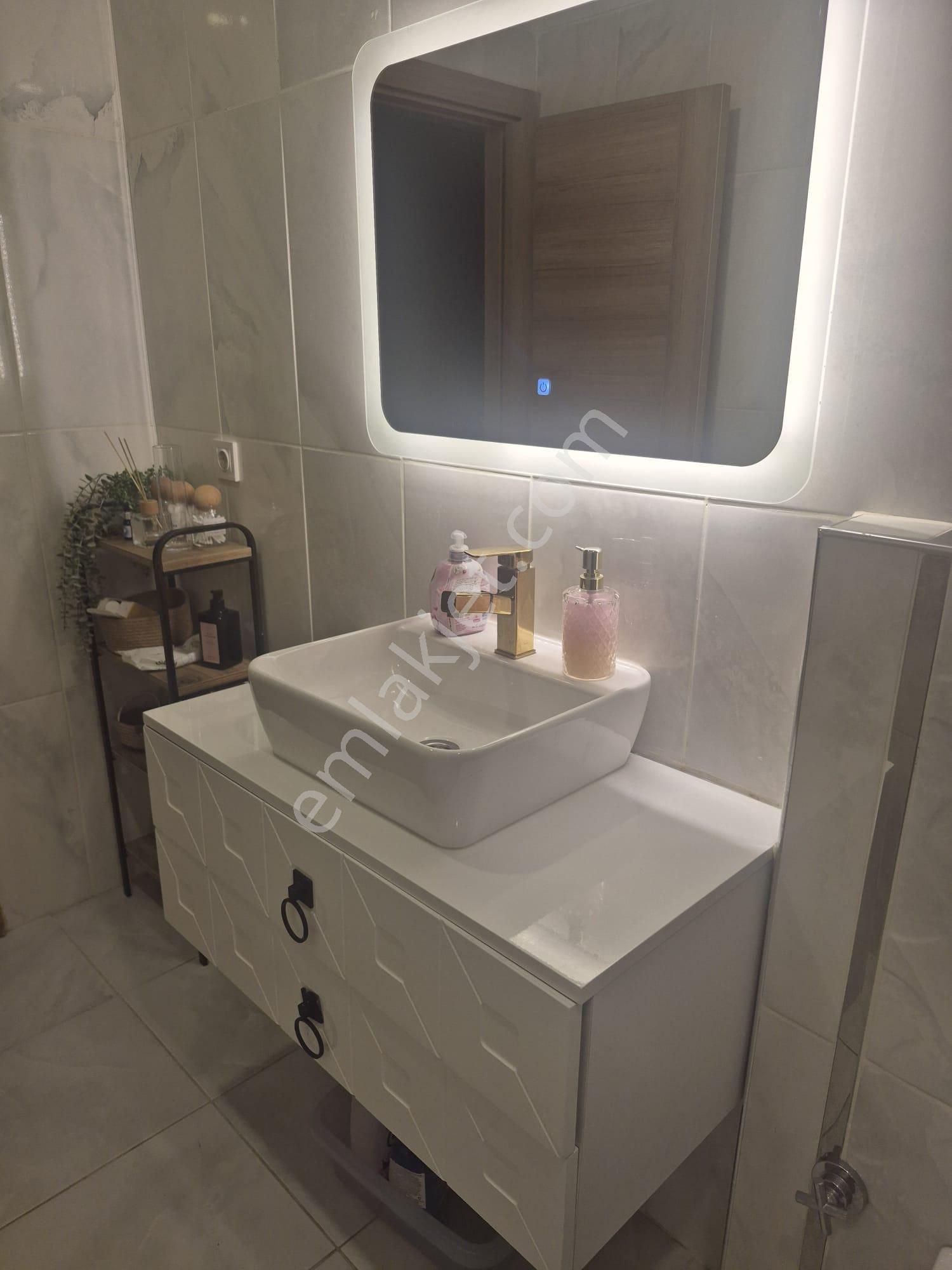 Altıntepede 5 Yıllık Binada Minibüse 1 Dk Geniş M2 3+1 - Görsel 29