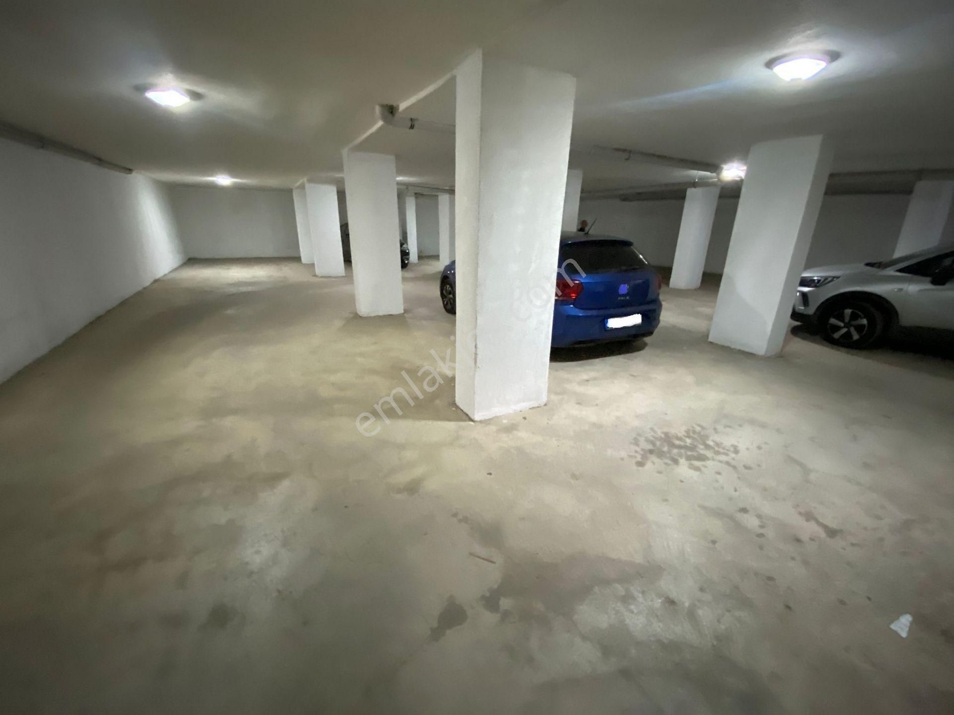 Altıntepede 5 Yıllık Binada Minibüse 1 Dk Geniş M2 3+1 - Görsel 23