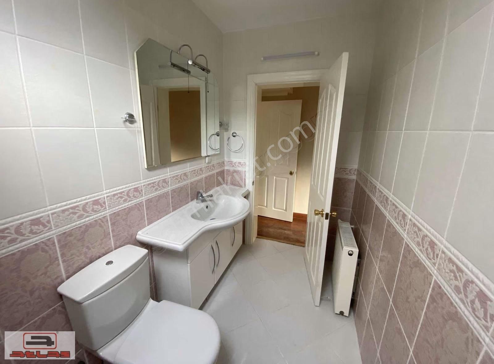 Atlas Emlak Kartepe Kiralık Site İçinde Villa - Görsel 15