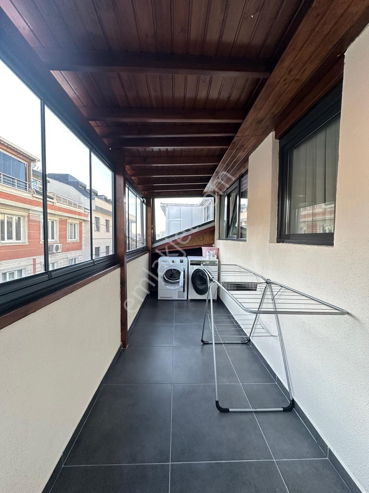 Güzelyurt Mahallesi Site İçi 3+1 Kiralık Full Eşyalı Lüks Daire - Görsel 2