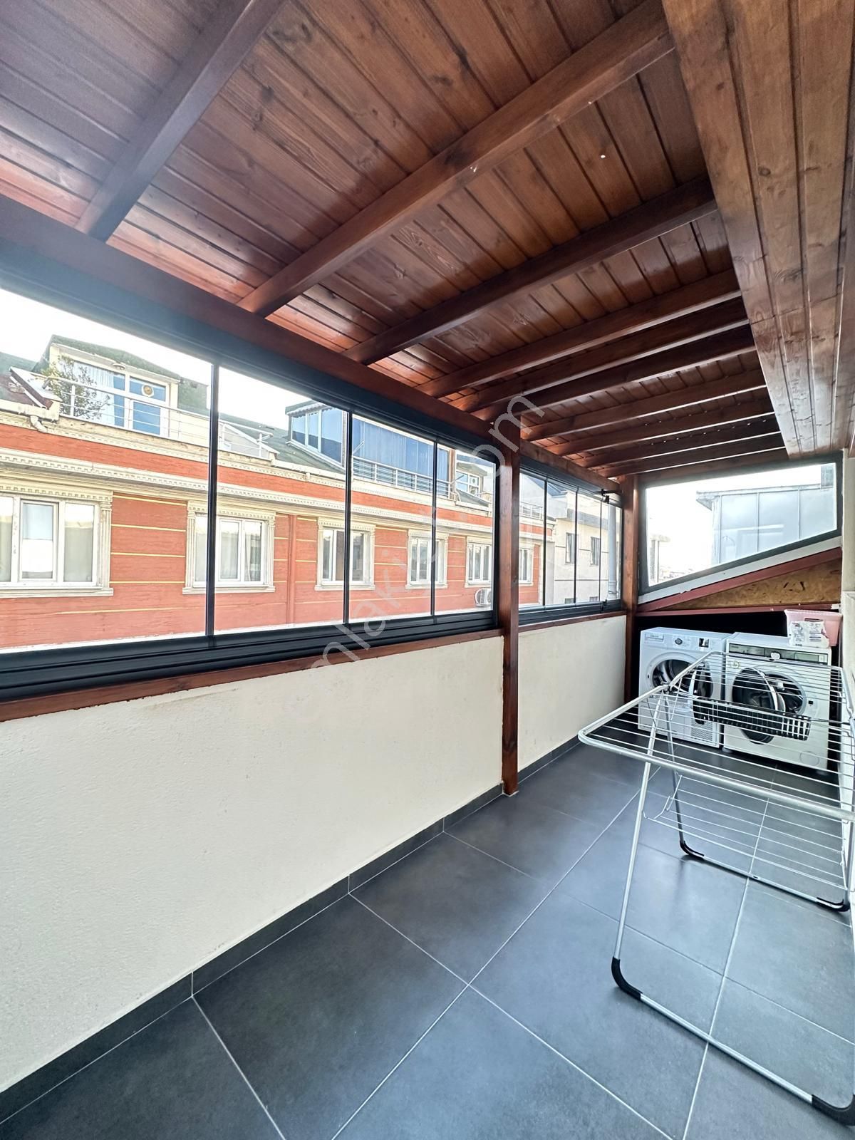 Güzelyurt Mahallesi Site İçi 3+1 Kiralık Full Eşyalı Lüks Daire - Görsel 3