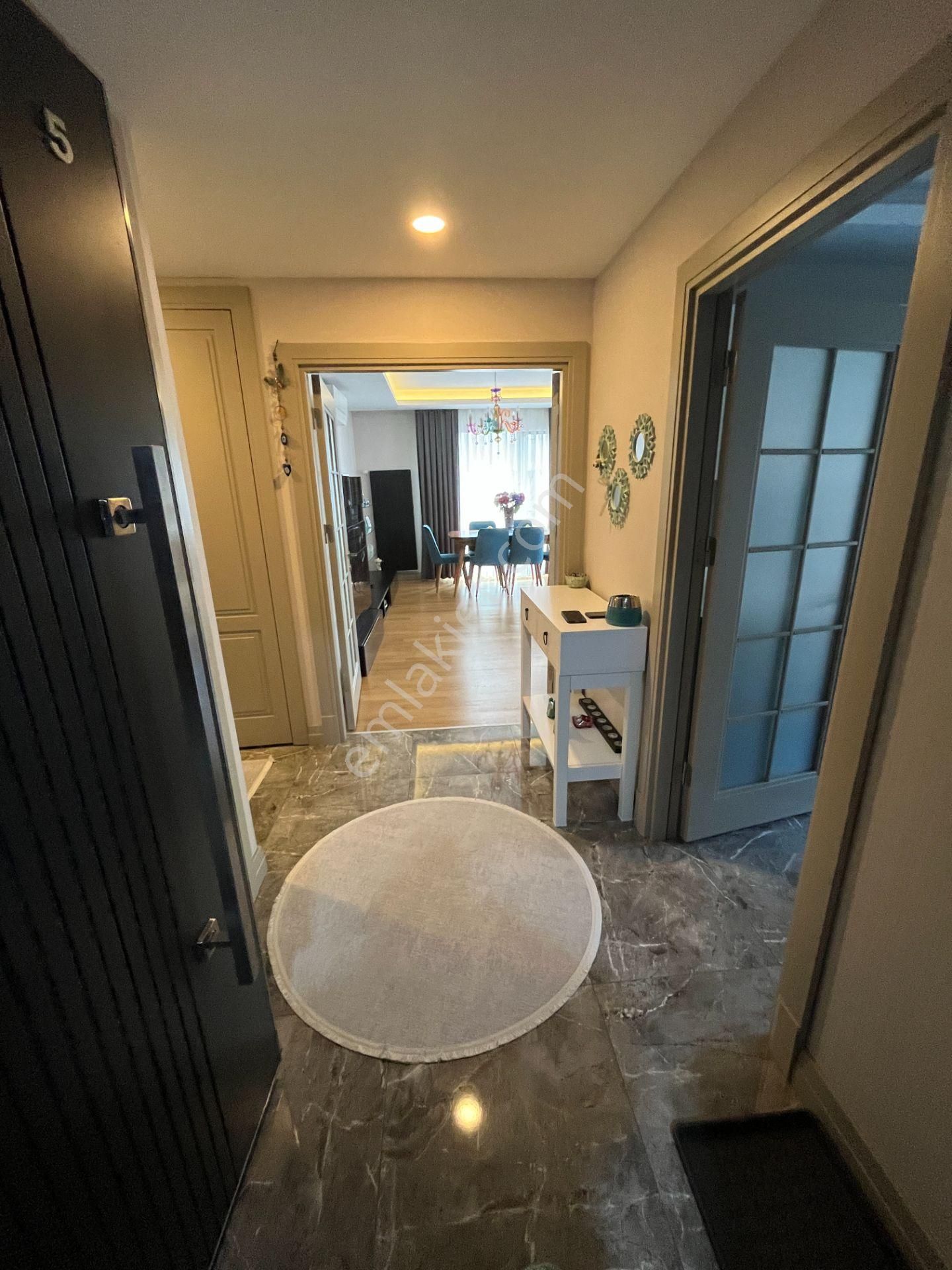 Acıbademin İncisi Koşuyolu Konaklarında Arakat Satılık 3+1 Daire - Görsel 2