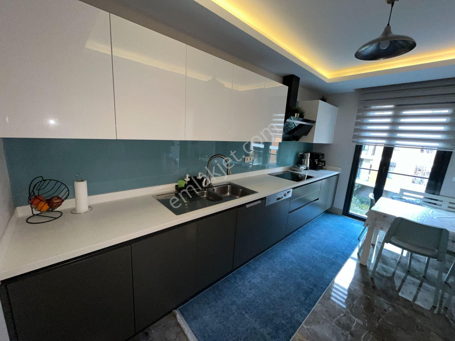 Acıbademin İncisi Koşuyolu Konaklarında Arakat Satılık 3+1 Daire - Görsel 4