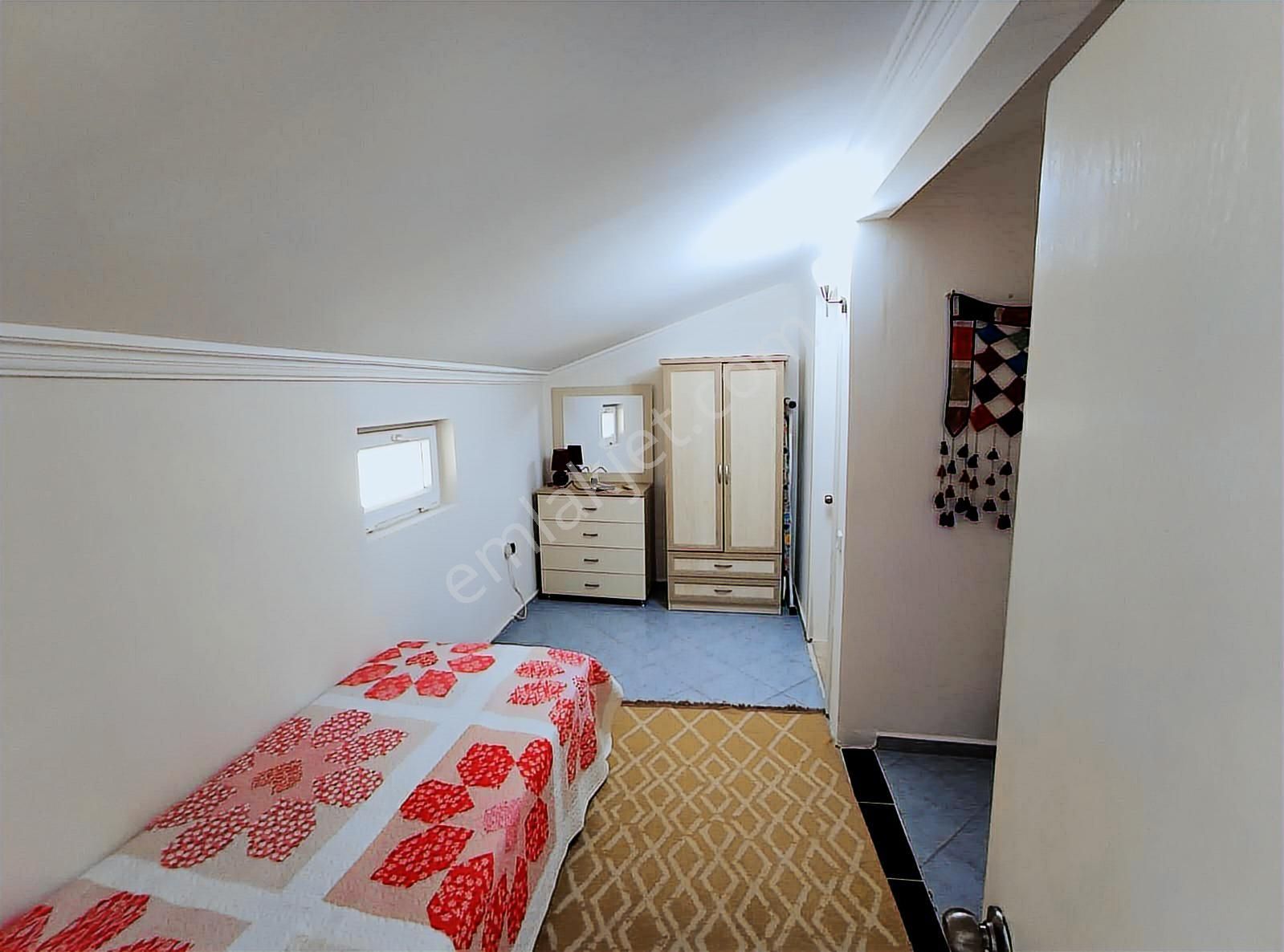 Stoptan Denize 100 Metre Havuzlu Kiralık Daire - Görsel 18