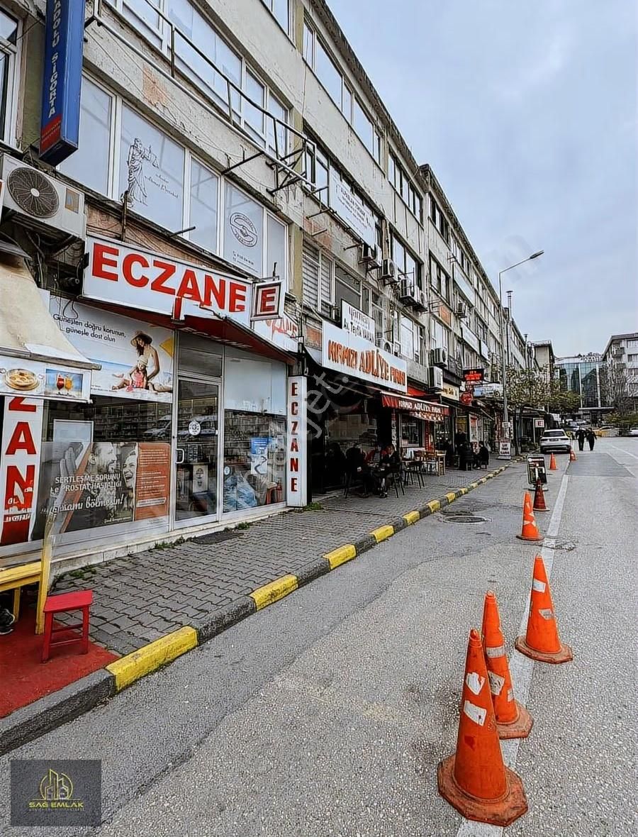 Bursa Merkezde Adliye Karşısında Hazır Kiracılı Satılık Dükkân - Görsel 3