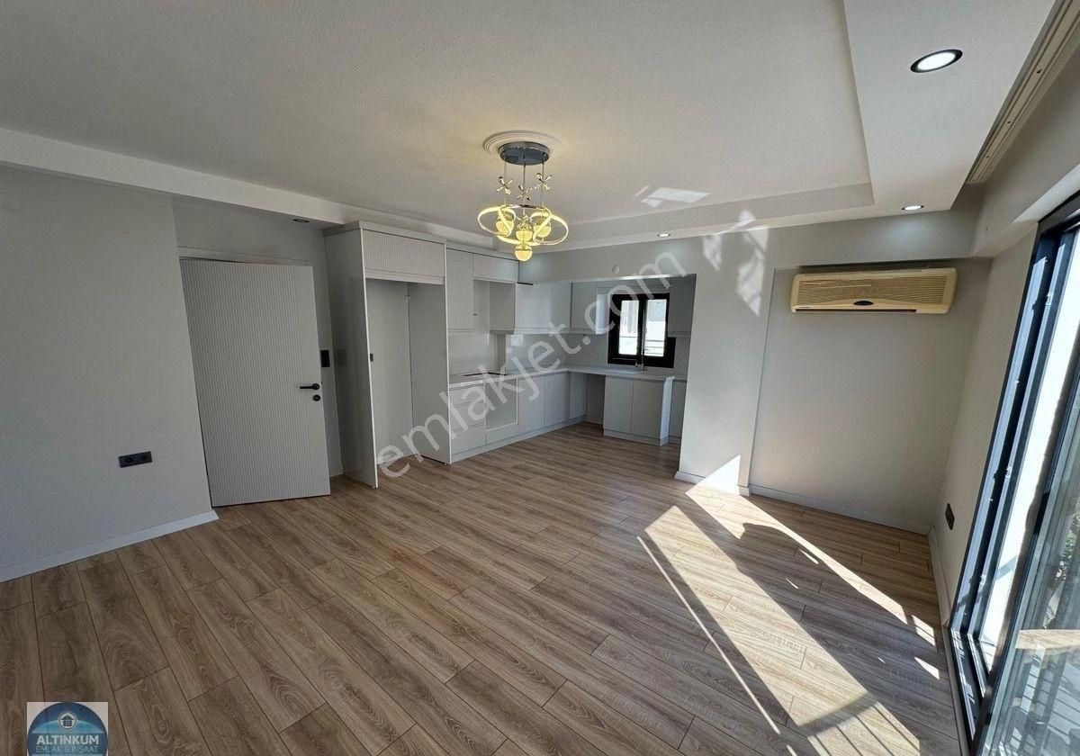 Didim Merkezde Havuzlu Site İçinde 3+1 Çift Teraslı Geniş Dubleks Daire - Görsel 4