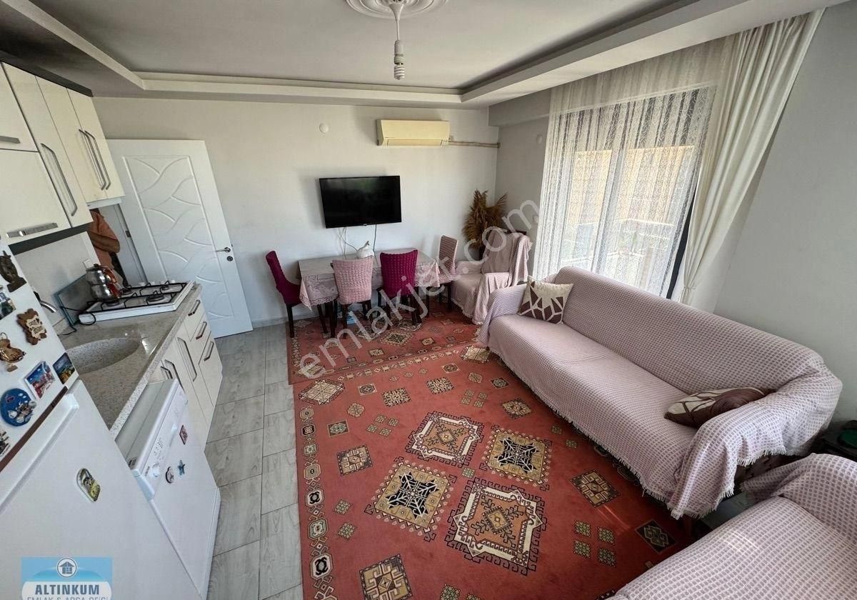 Altınkum Plajına 50 Metre Mesafede Asansörlü Binada Satılık 2+1 Daire - Görsel 4