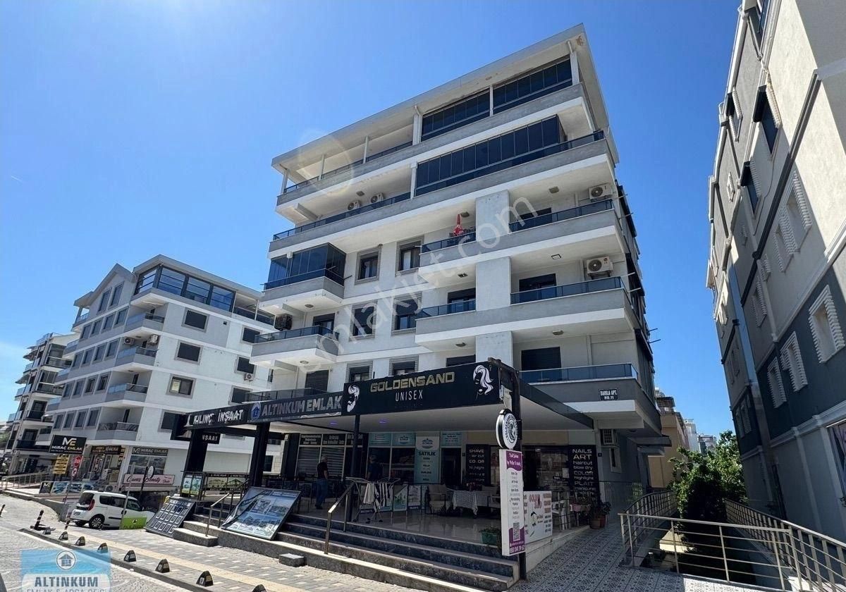 Altınkum Plajına 50 Metre Mesafede Asansörlü Binada Satılık 2+1 Daire - Görsel 14