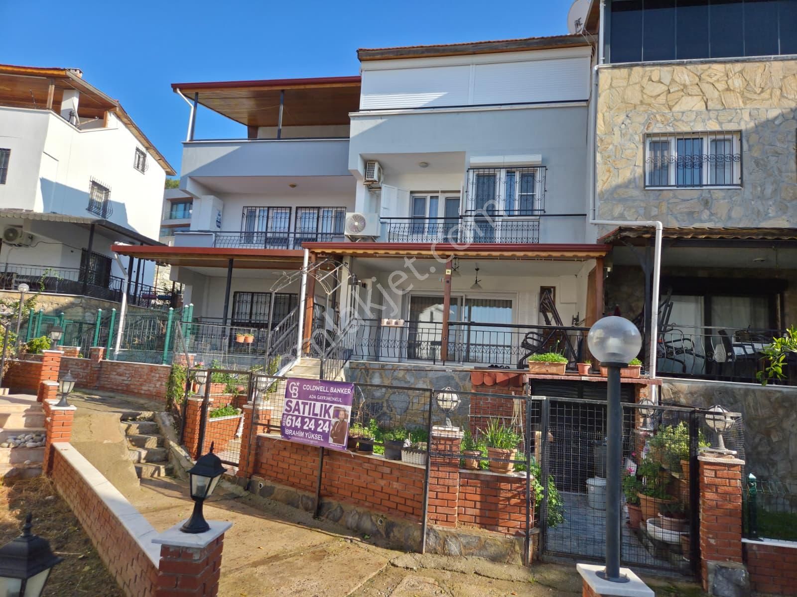 Kuşadası'nda Eşsiz Konumda Deniz Manzaralı Satılık 4+1 Villa - Görsel 11