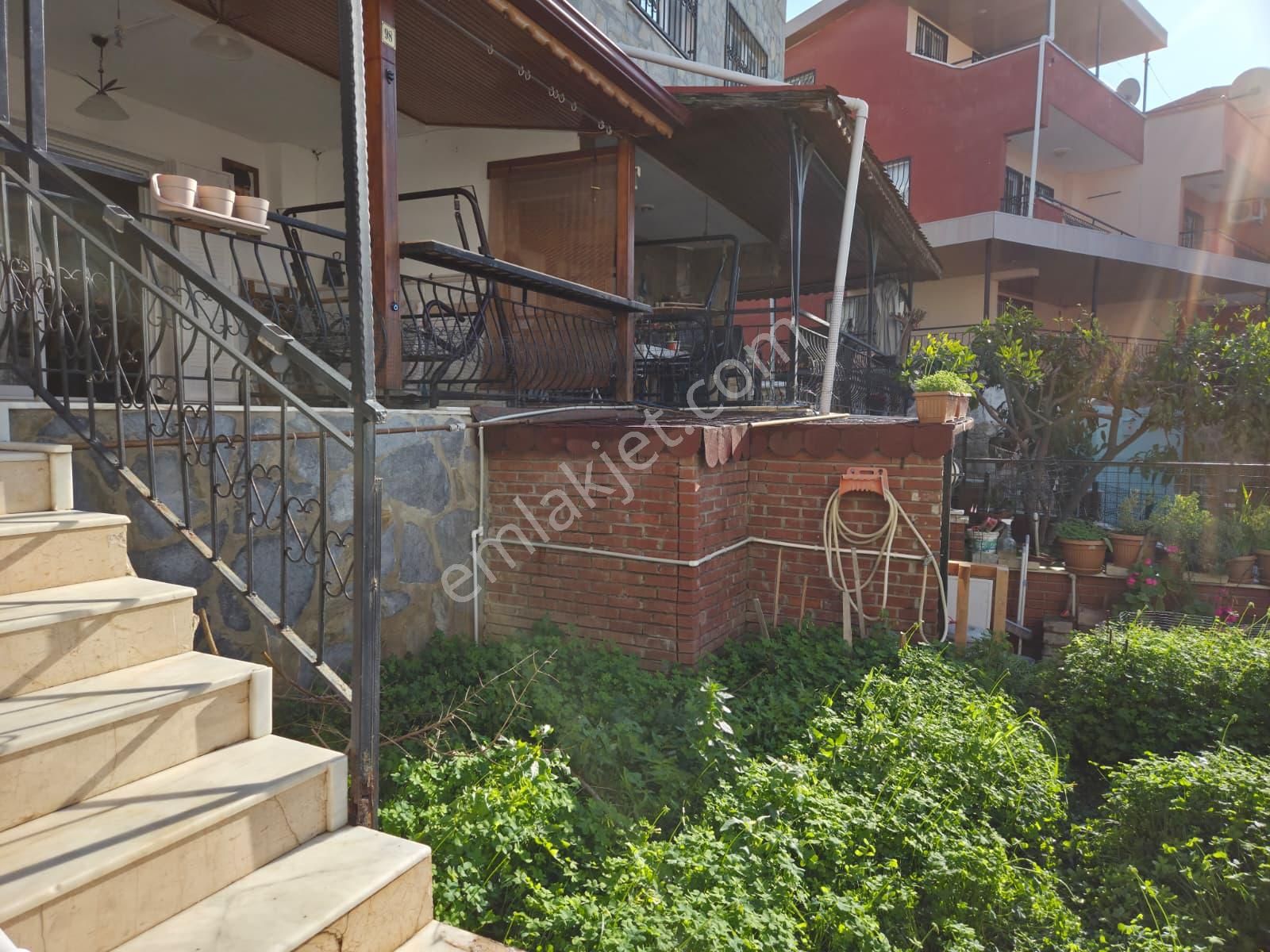Kuşadası'nda Eşsiz Konumda Deniz Manzaralı Satılık 4+1 Villa - Görsel 9