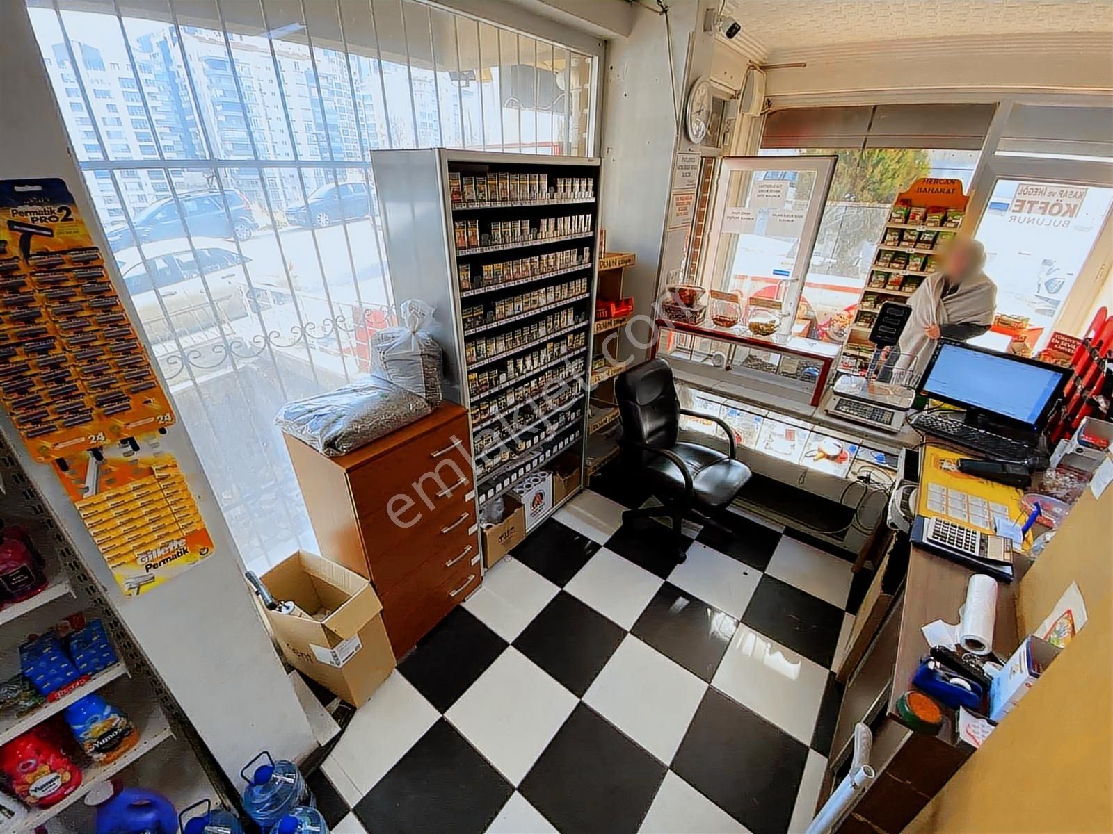 Albayrak Şehitler Caddesi Üzerin'de Devren Kiralık 100m2 Dükkan - Görsel 5