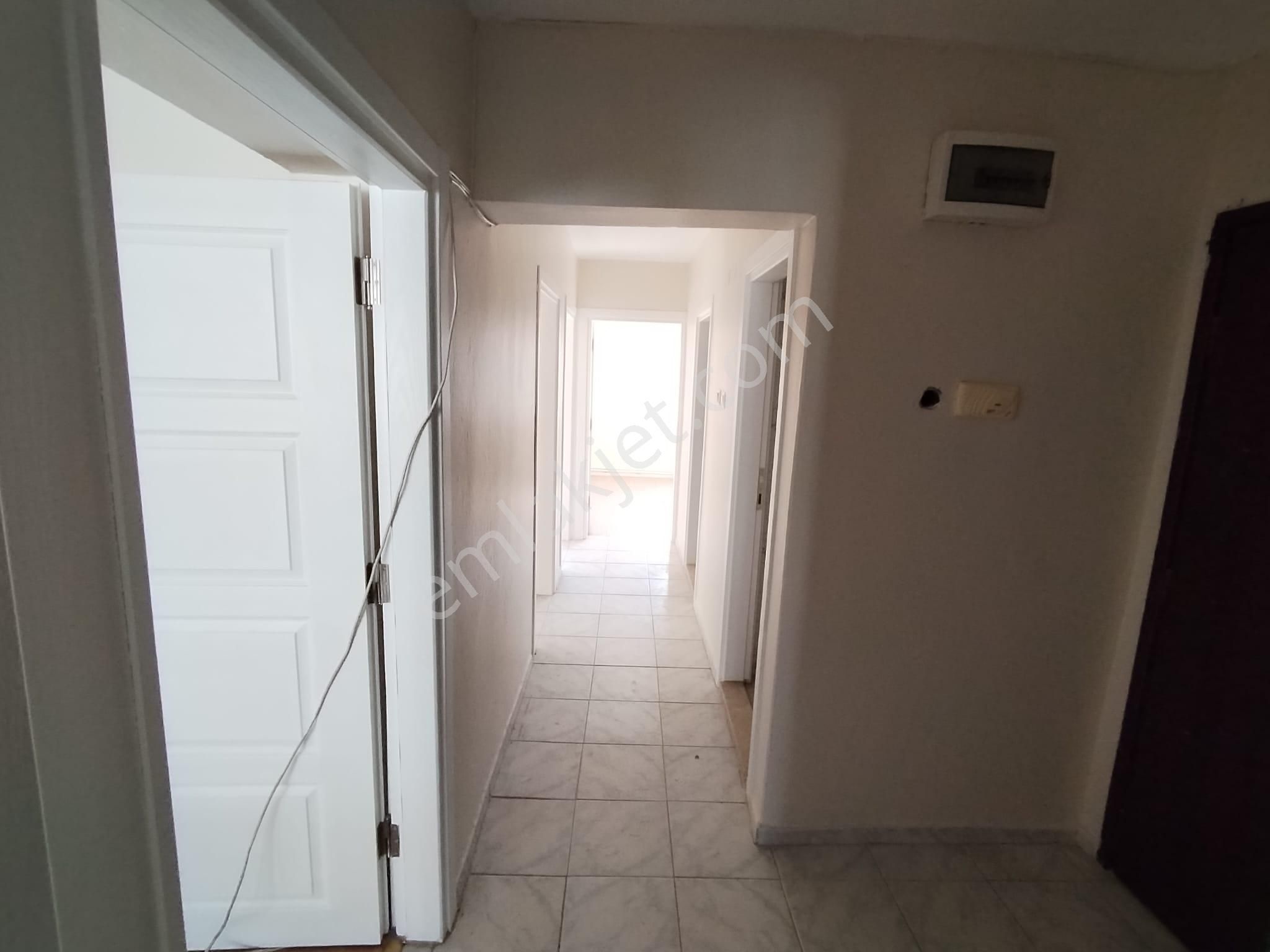 Özkanlar Migros Yakını Otoparklı 3+1 Kiralık Daire - Görsel 2