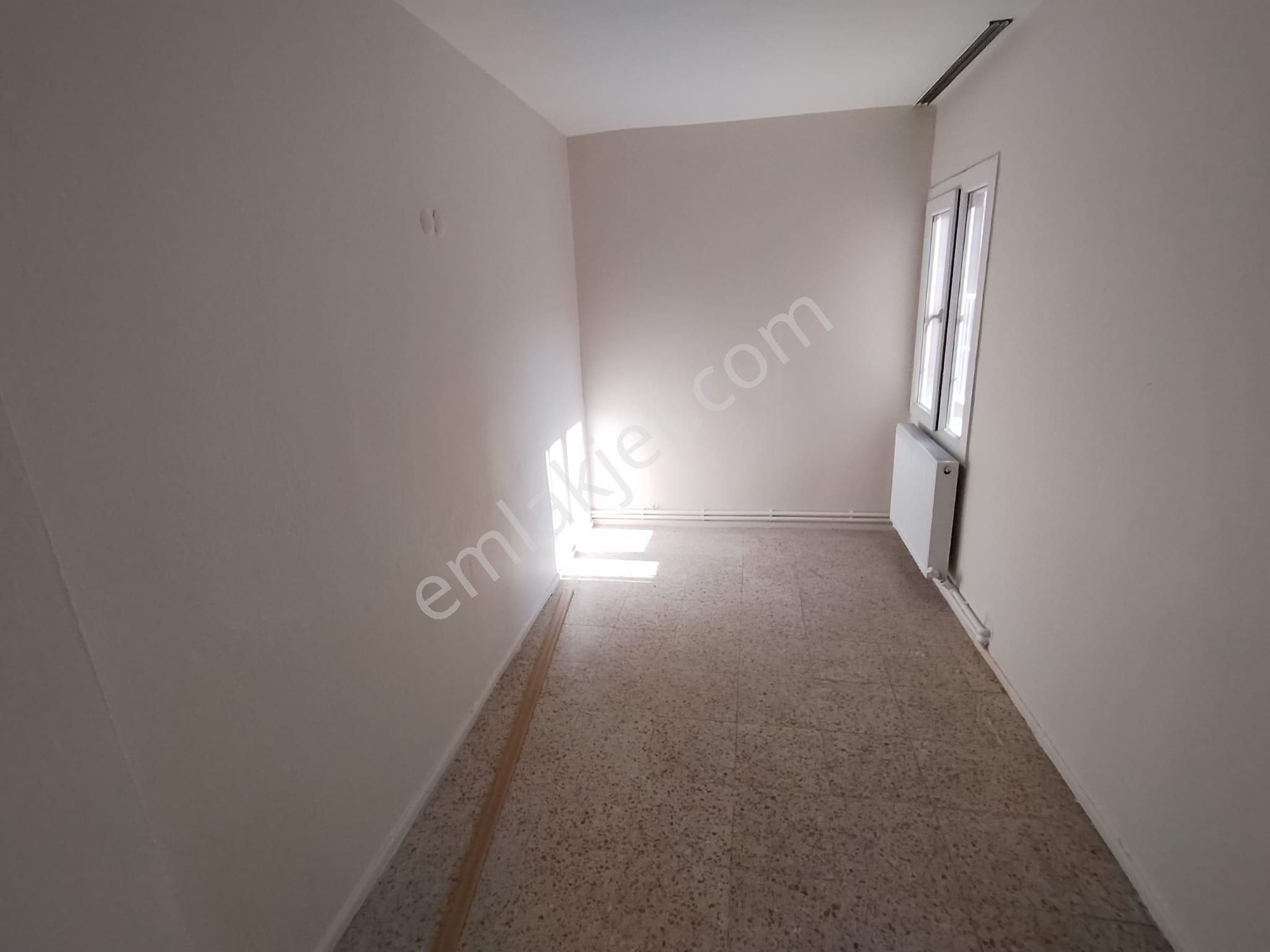 Özkanlar Migros Yakını Otoparklı 3+1 Kiralık Daire - Görsel 19