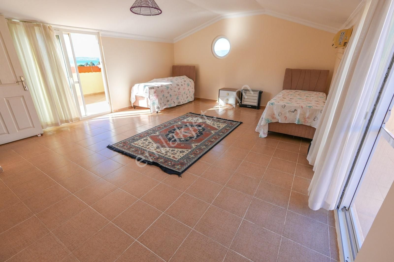 Fiyat Düştü! Merkezde Satılık 3+1 Dubleks Denize Yakın Manzaralı - Görsel 21