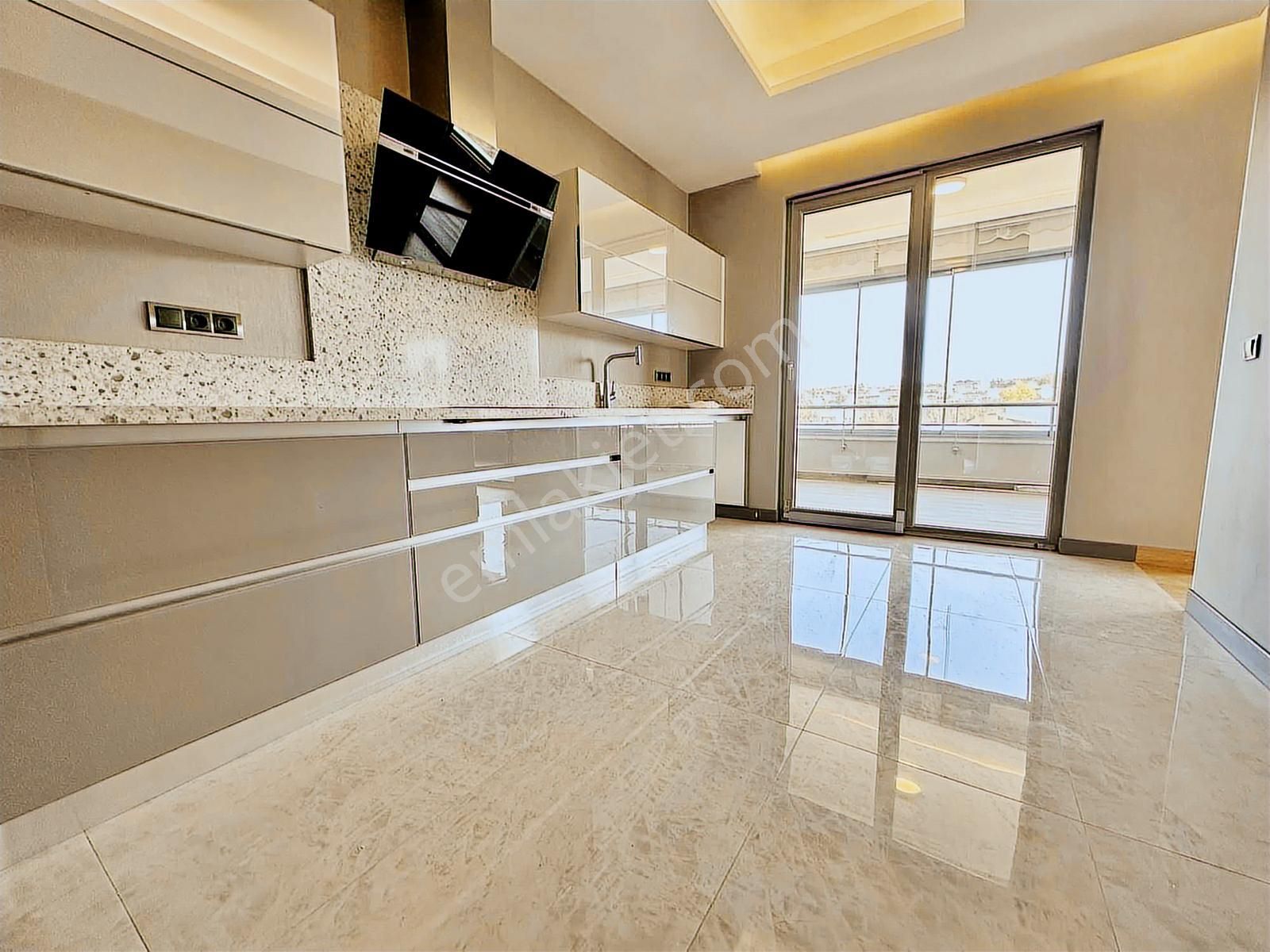 Beysukent | Beysu Evleri | Göl Manzaralı Geniş 3+1 - Görsel 3