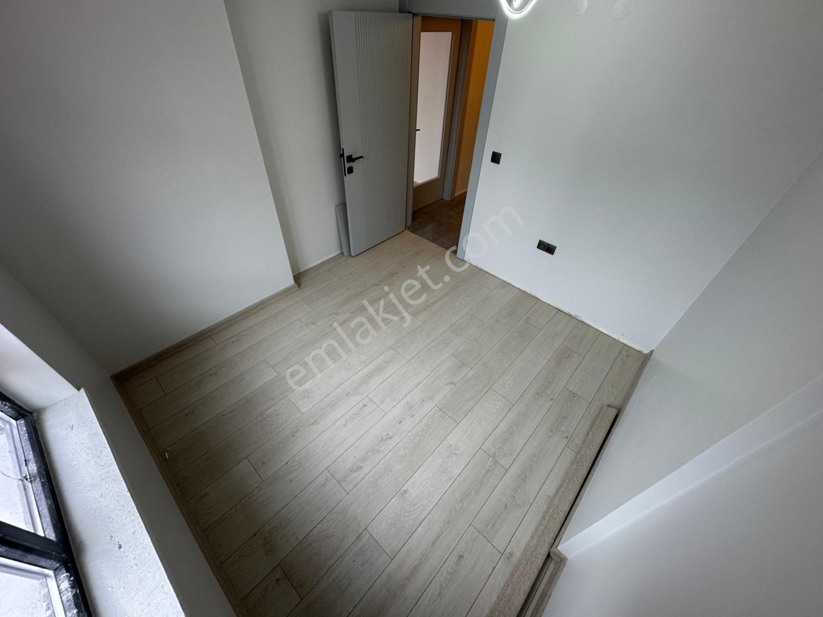 Menderes Mh.de !en Gözde Yerinde! 2+1 Çift Banyolu Satılık Daire - Görsel 23