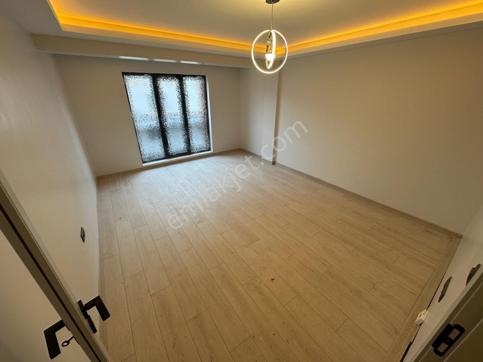 Menderes Mh.de !en Gözde Yerinde! 2+1 Çift Banyolu Satılık Daire - Görsel 15