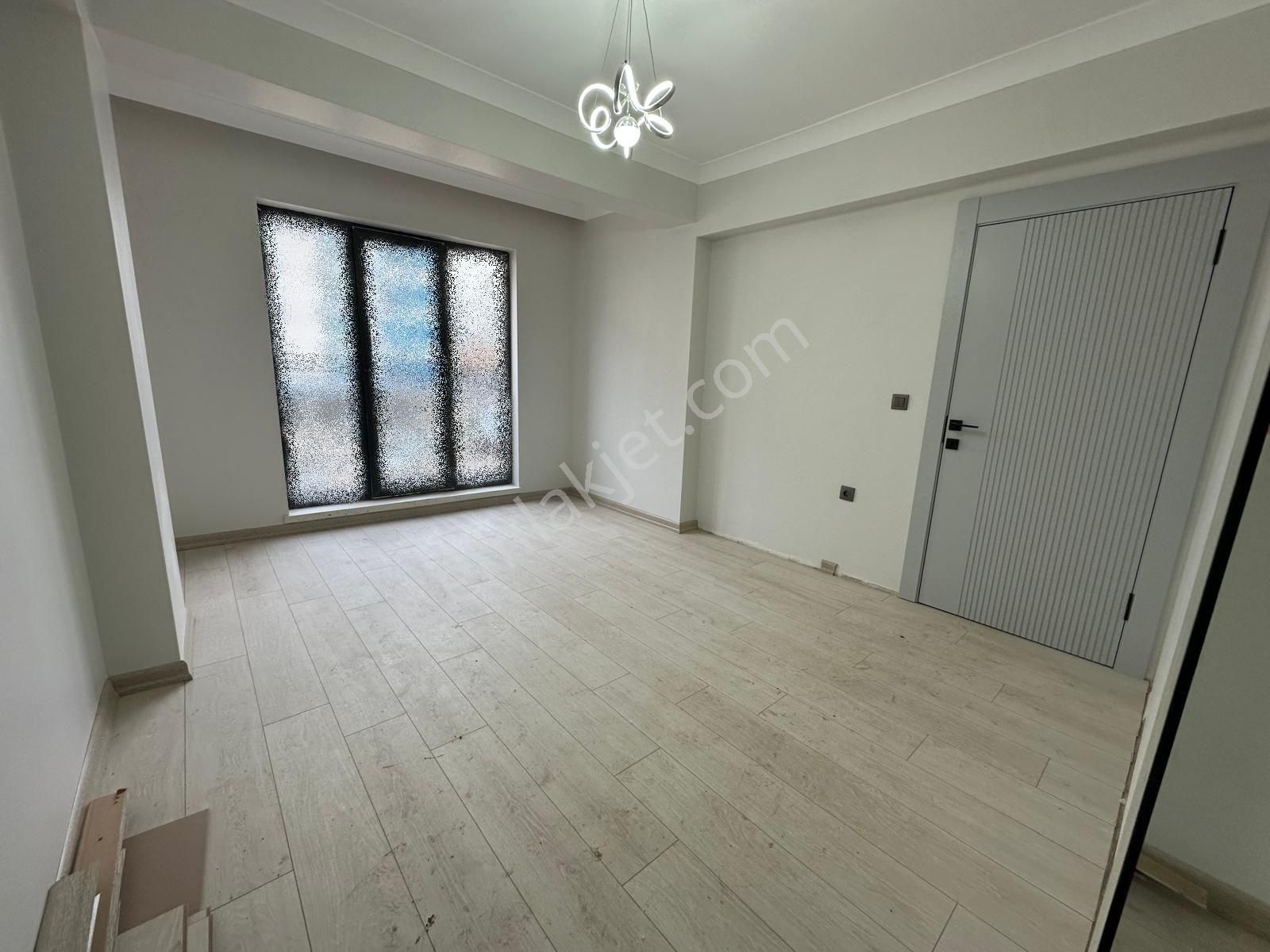 Menderes Mh.de !en Gözde Yerinde! 2+1 Çift Banyolu Satılık Daire - Görsel 21