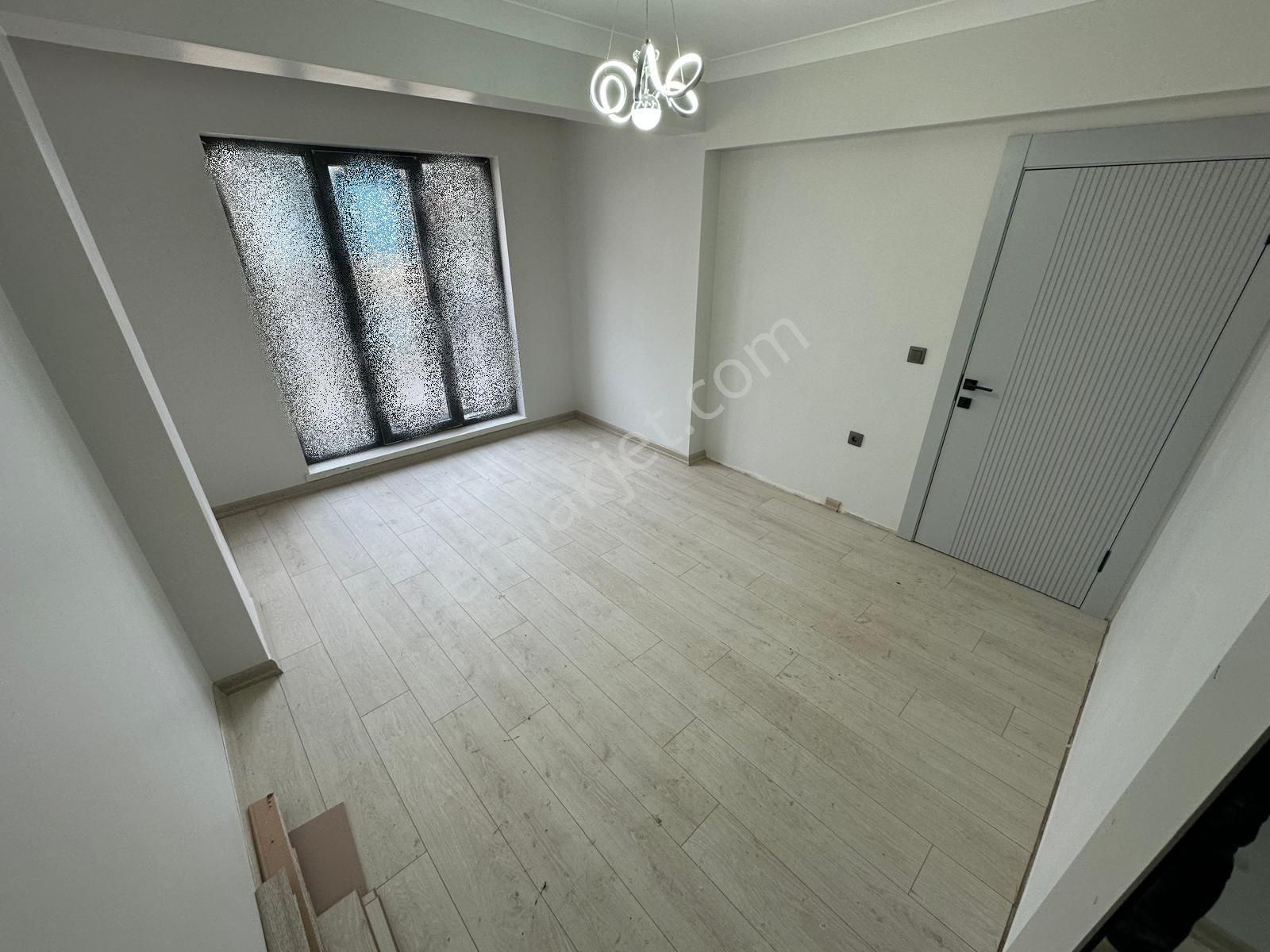 Menderes Mh.de !en Gözde Yerinde! 2+1 Çift Banyolu Satılık Daire - Görsel 18