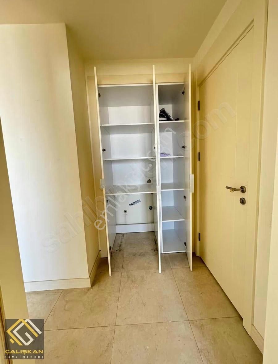 Lüks Site/24 Saat Güvenlik/f Kulede/yaşam Alanlı/avm İçinde - Görsel 16