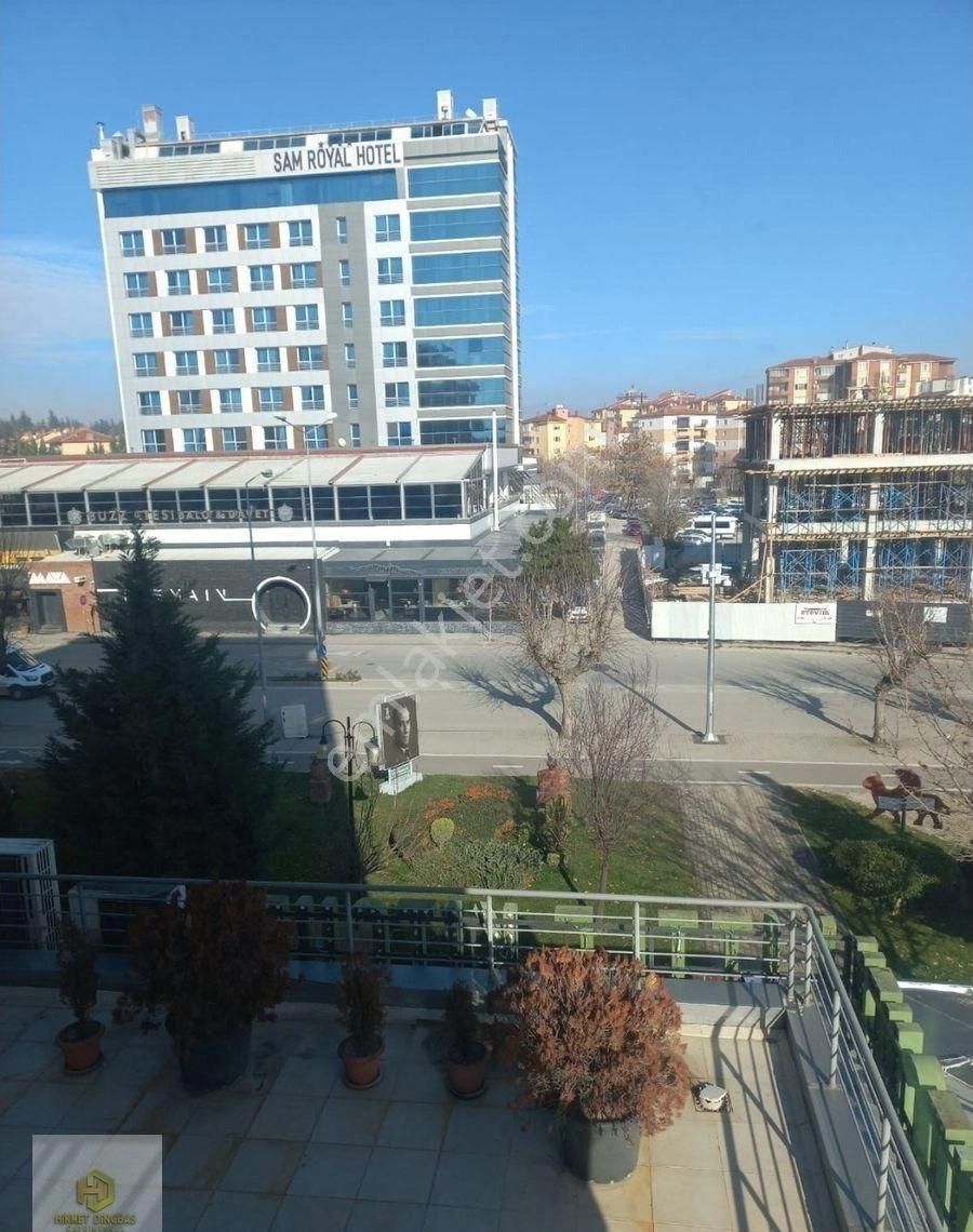Hoşnudiye Mh. İsmet İnönü-2 Cad. Üzeri Başakkünkçü Plaza'da 1+1 Kiralık Ofis - Görsel 3