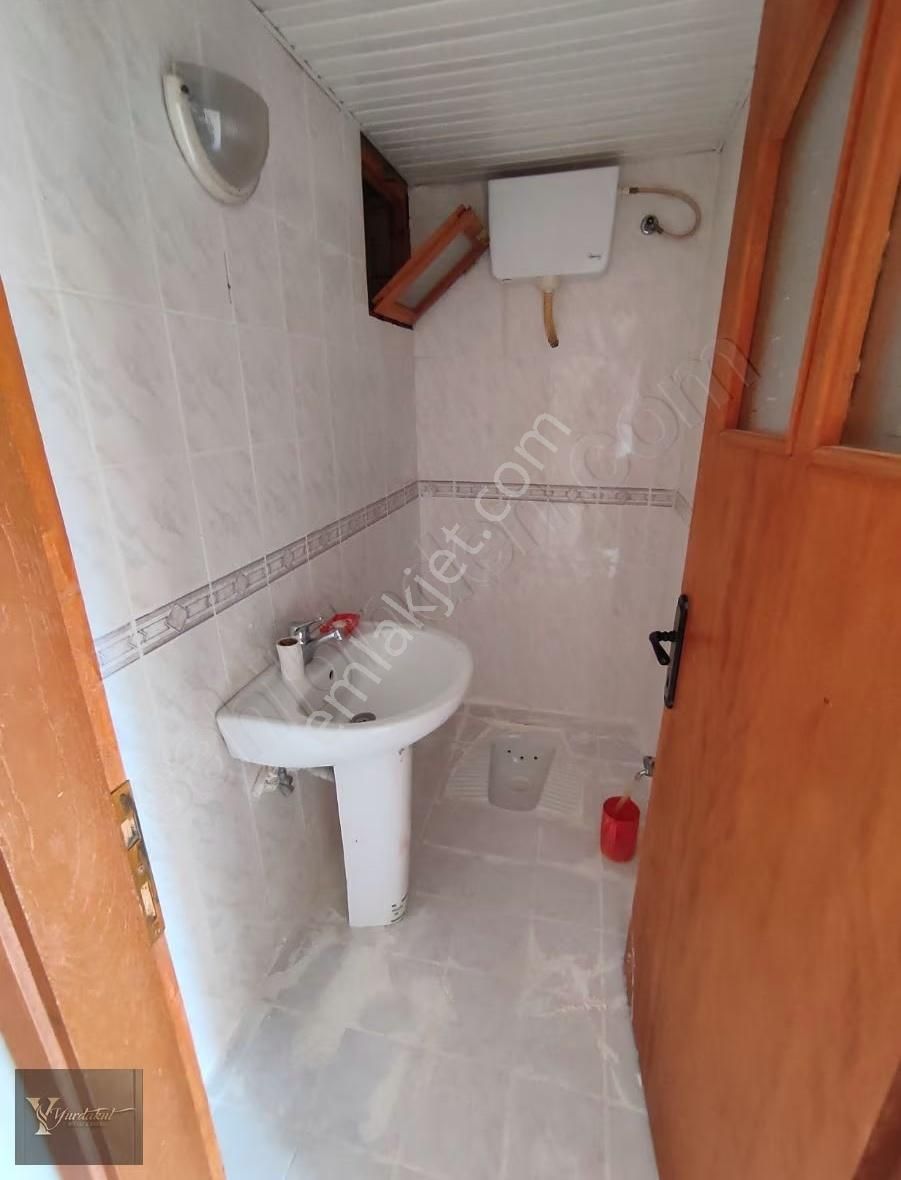 Çankaya Mahallesi Site'de Kiralık Geniş 2+1 - Görsel 17