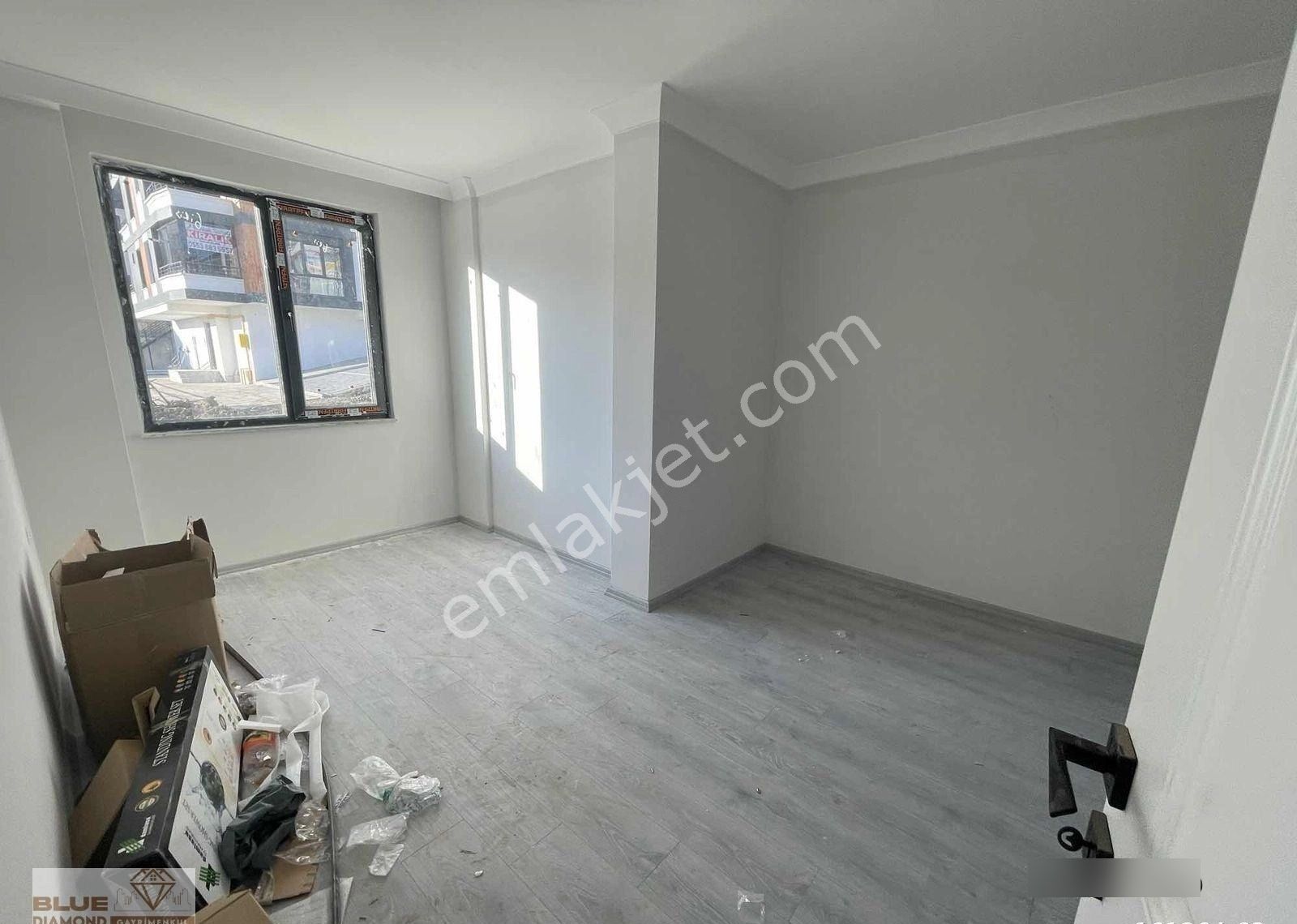 Toplu Konut Bulvarına Yakın Satılık 2+1 - Görsel 3