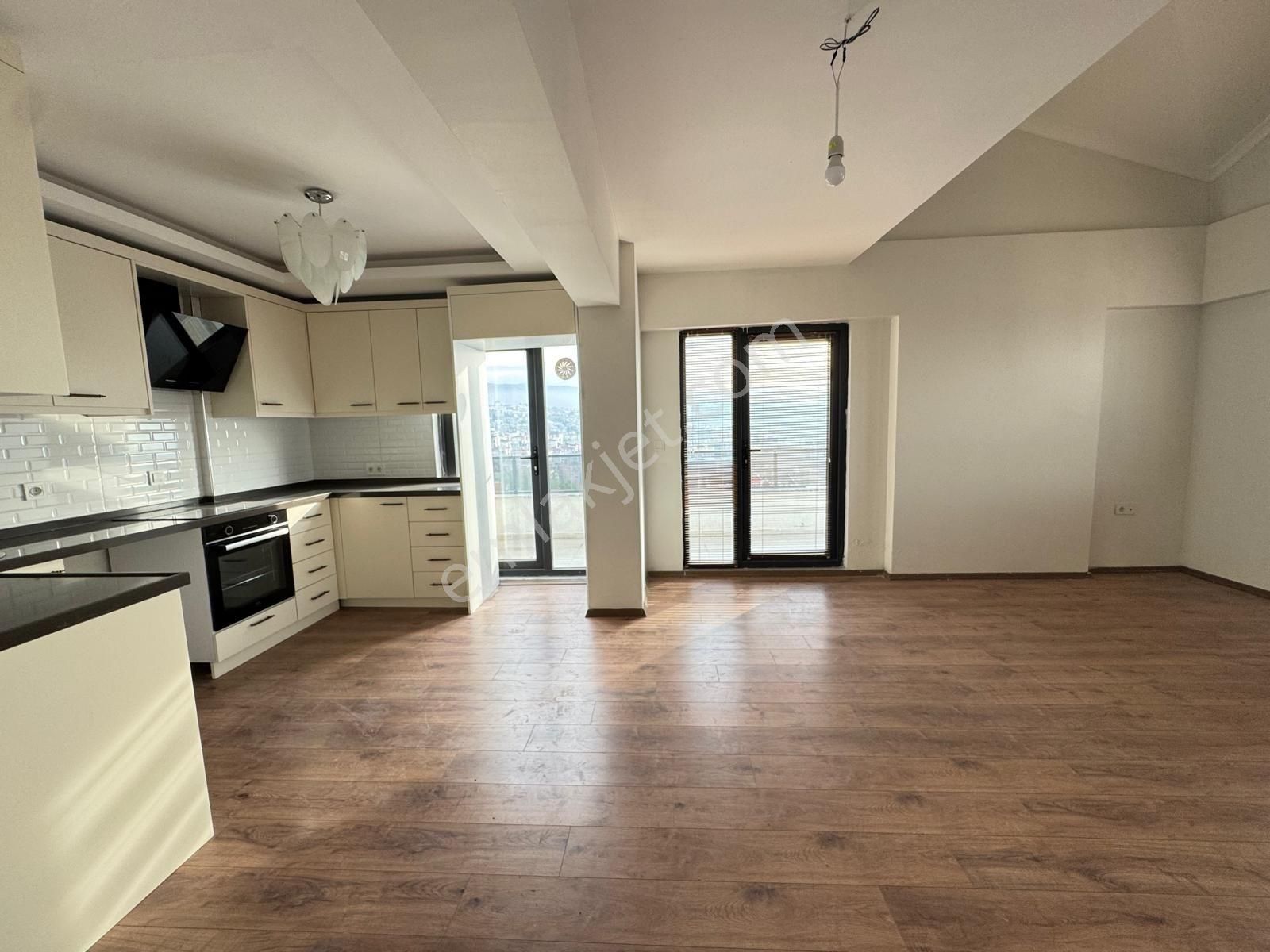 K2 Pera Bursa Beşevler Loft Salon Net 75 M2 Satılık 1+1 Dubleks - Görsel 11