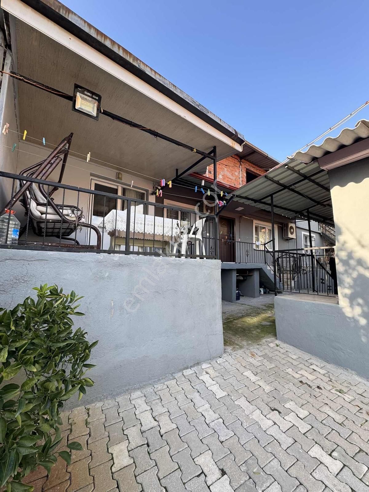 Pinus Gayrimenkul'den//bergama Merkez'de Müstakil Bahçeli 3 Ev - Görsel 34