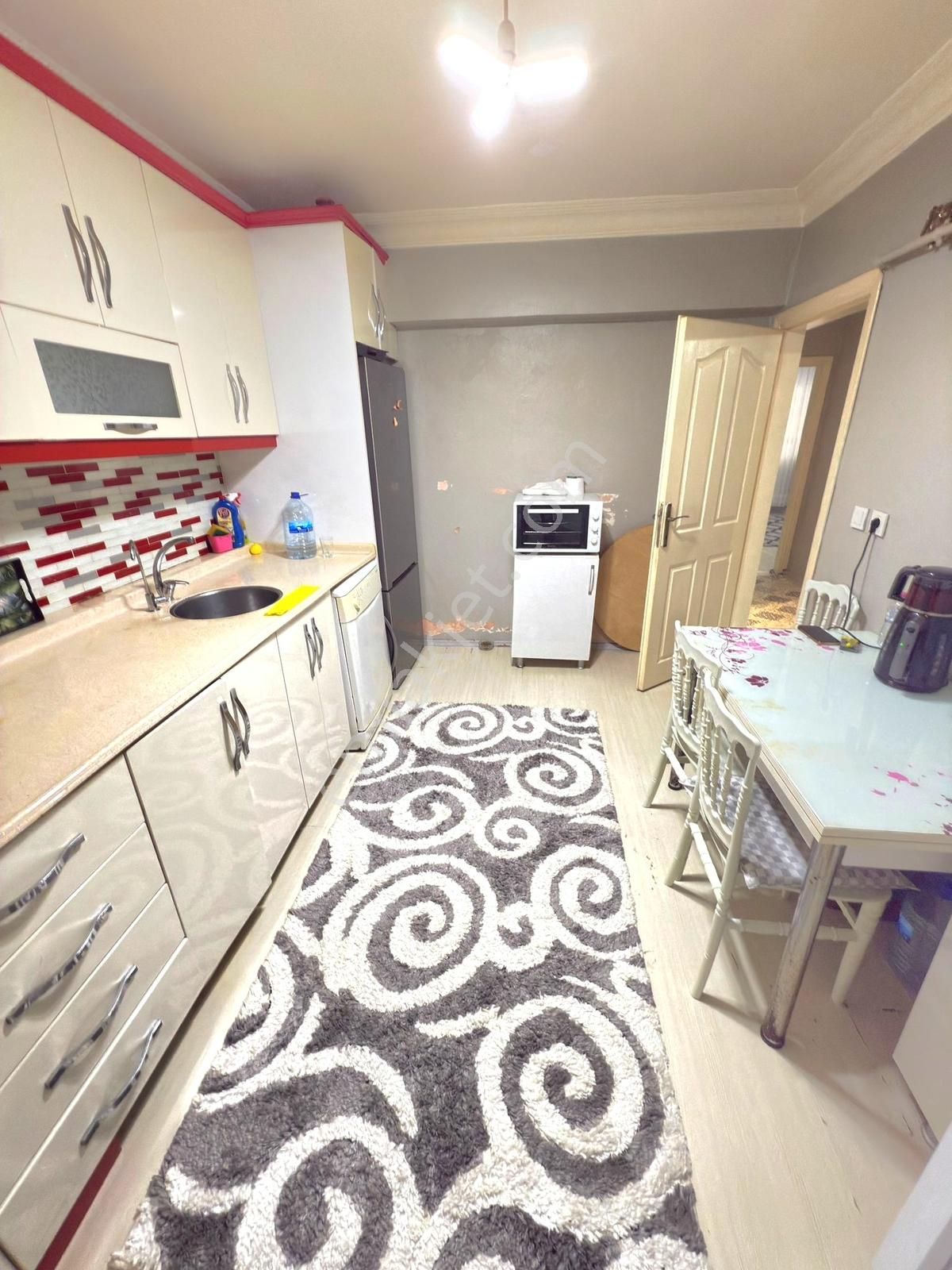 Pusula İnş.tan Esentepe Mah Cadeye Yakın 115m2 3+1 Bahçe Katı Da - Görsel 17