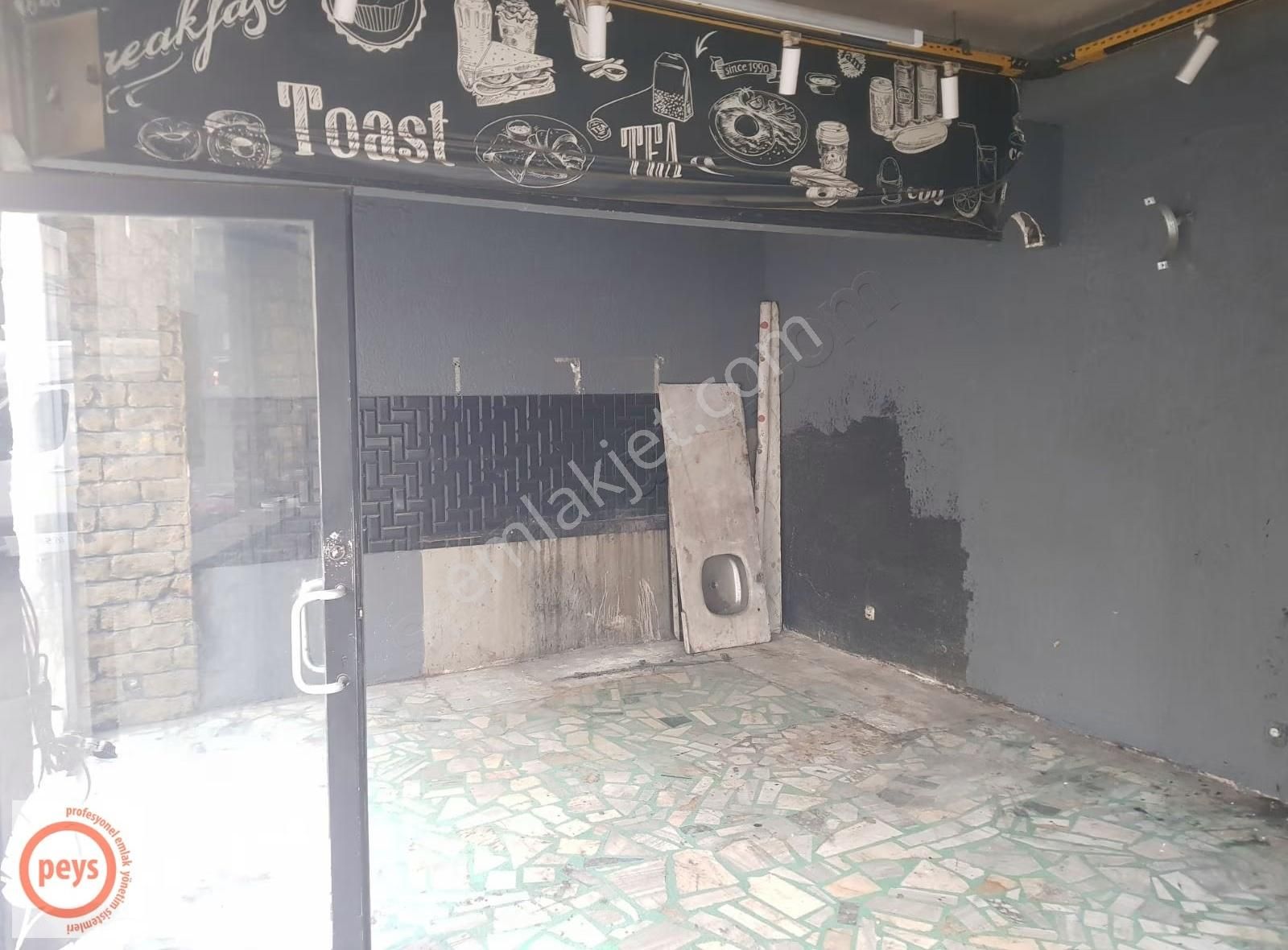 Kiralık Cadde Üstü Köşe Konumda Fırsat Dükkan - Görsel 10