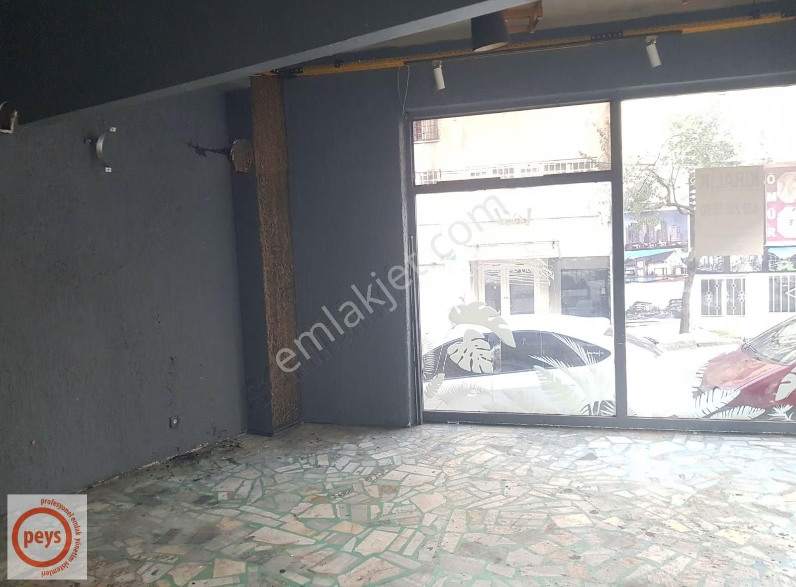 Kiralık Cadde Üstü Köşe Konumda Fırsat Dükkan - Görsel 3