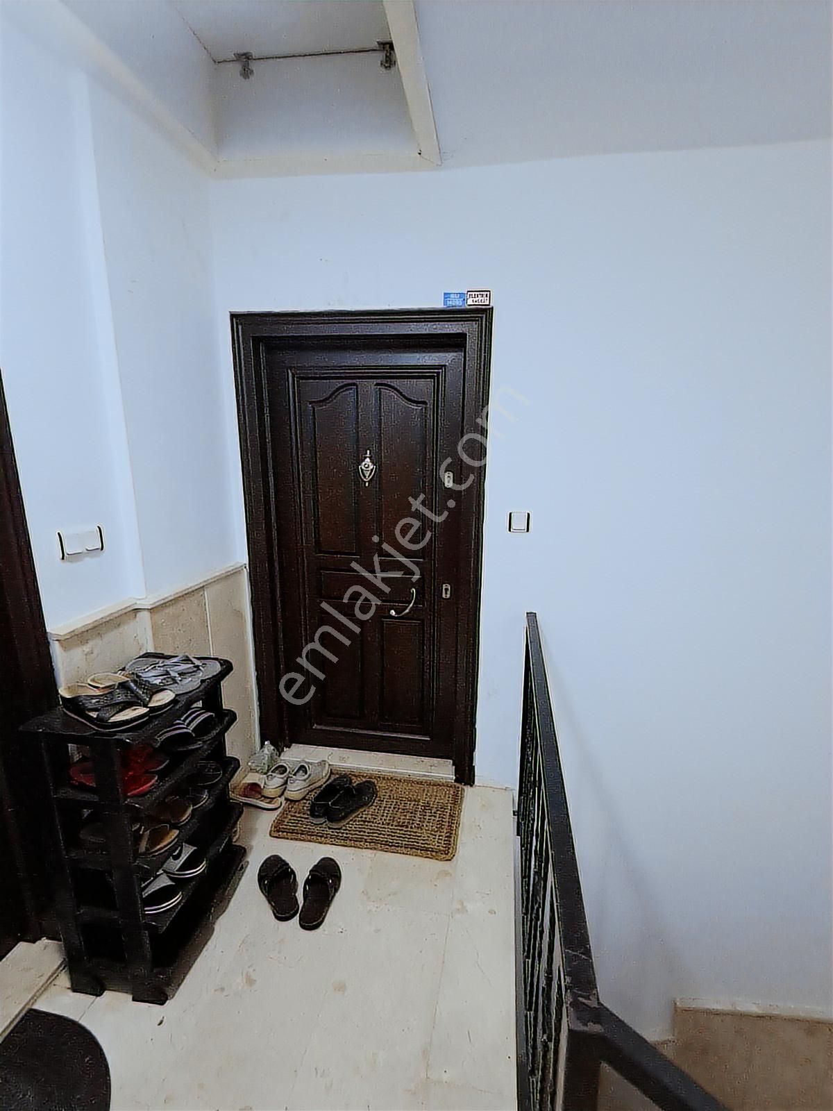 Sarımsaklı Minibüs Caddesinde Geniş Ve Bakımlı 2+1 Satılık Daire - Görsel 7