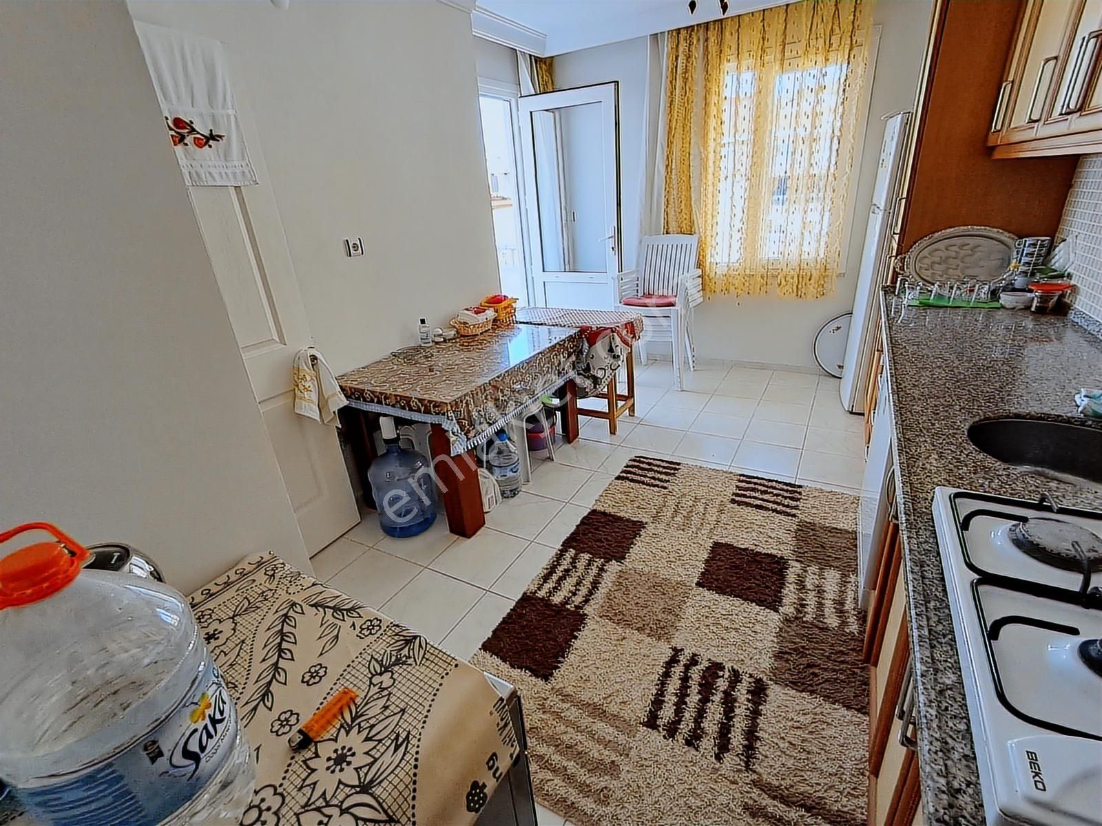 Sarımsaklı Minibüs Caddesinde Geniş Ve Bakımlı 2+1 Satılık Daire - Görsel 12