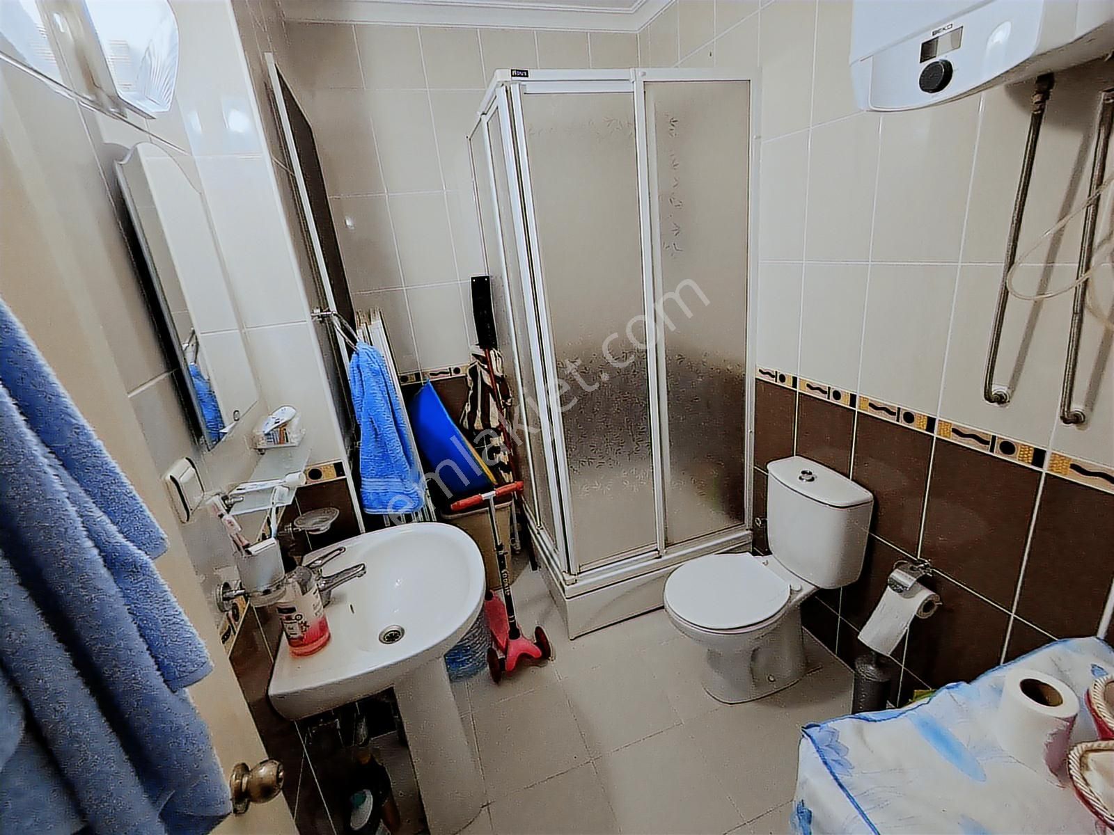 Sarımsaklı Minibüs Caddesinde Geniş Ve Bakımlı 2+1 Satılık Daire - Görsel 16