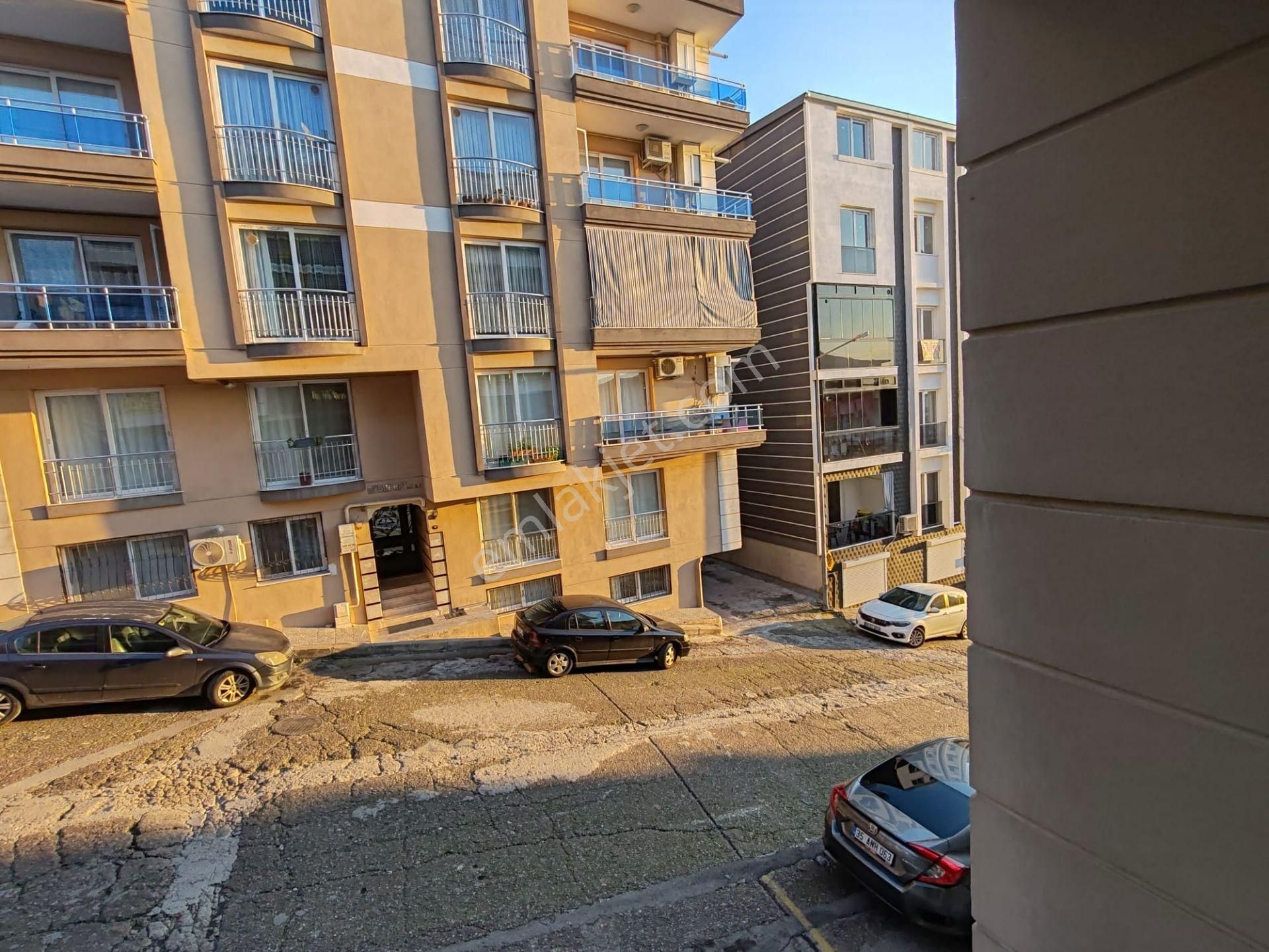 Küçük Çiğlide Kapalı Geniş Mutfaklı 3+1 Satılık Daire - Görsel 23