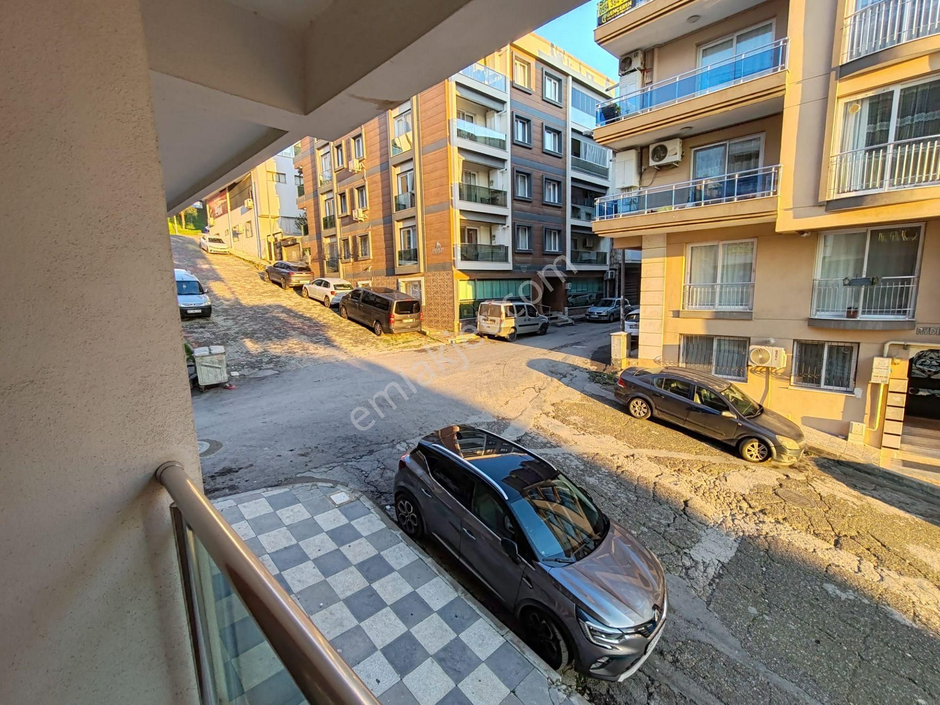 Küçük Çiğlide Kapalı Geniş Mutfaklı 3+1 Satılık Daire - Görsel 24