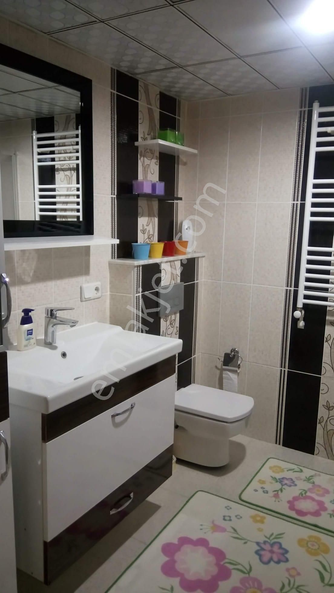 Küçük Çiğlide Kapalı Geniş Mutfaklı 3+1 Satılık Daire - Görsel 15
