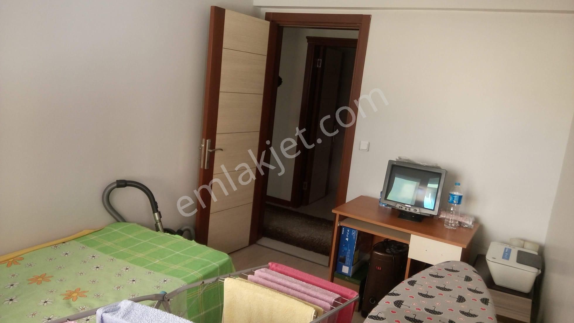 Küçük Çiğlide Kapalı Geniş Mutfaklı 3+1 Satılık Daire - Görsel 10