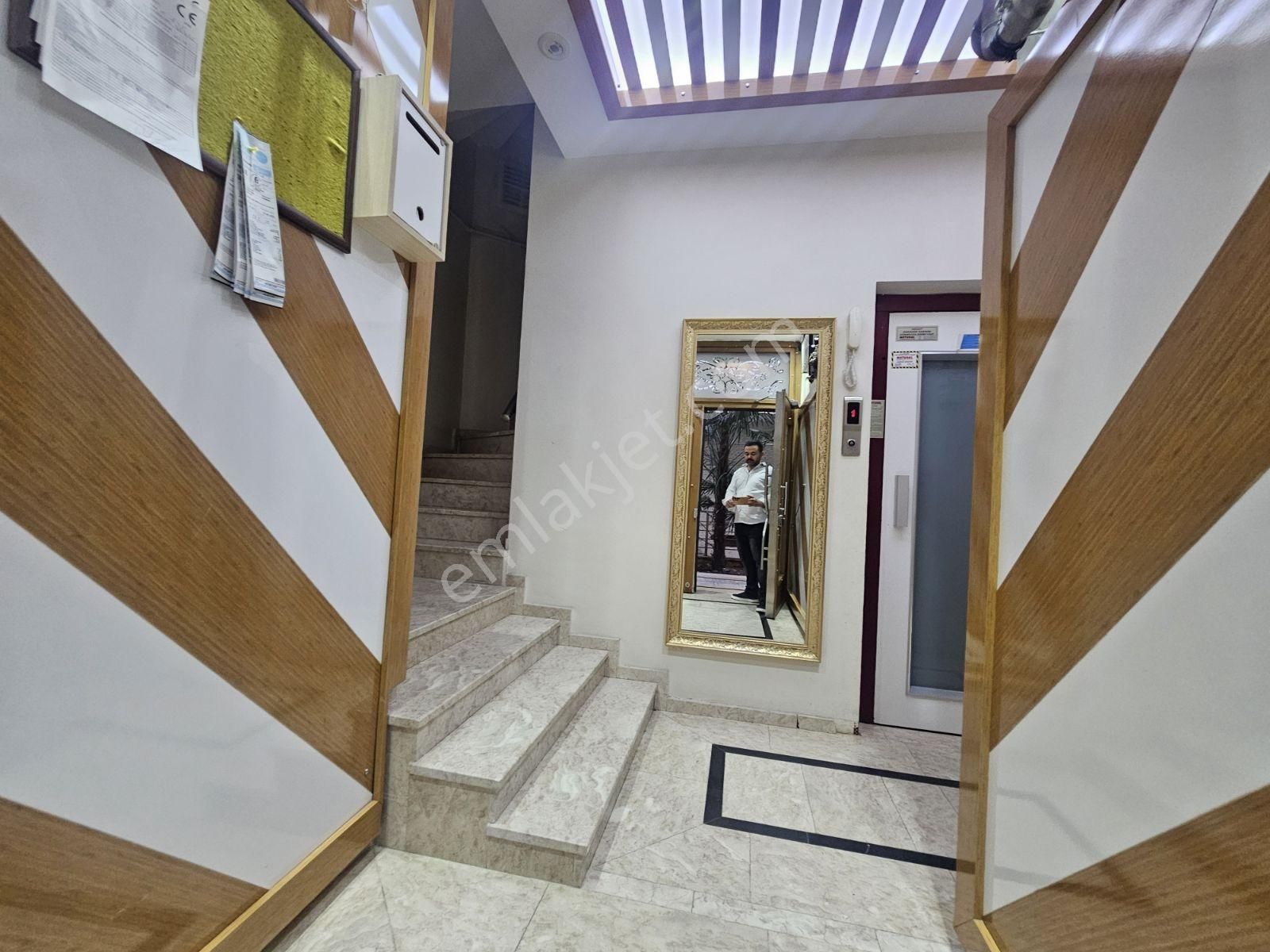 Metrobüsün Dibinde - Görsel 25