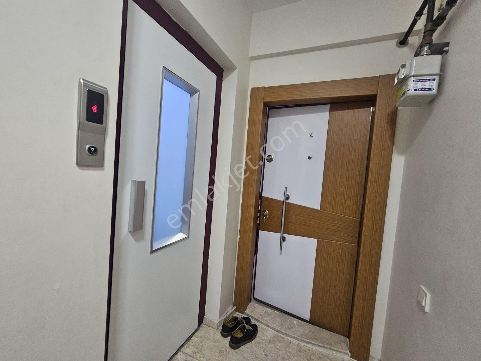 Metrobüsün Dibinde - Görsel 22