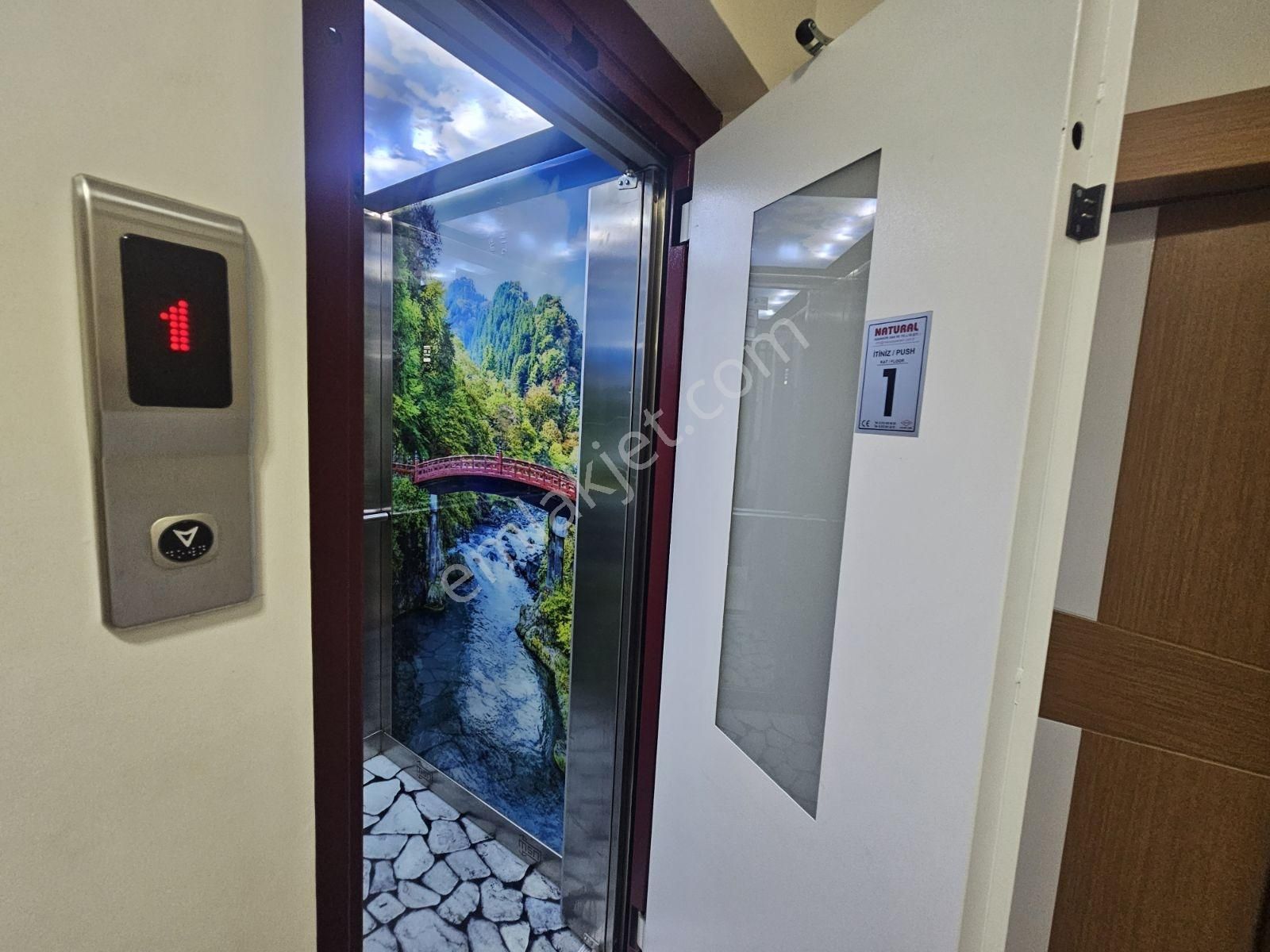 Metrobüsün Dibinde - Görsel 17