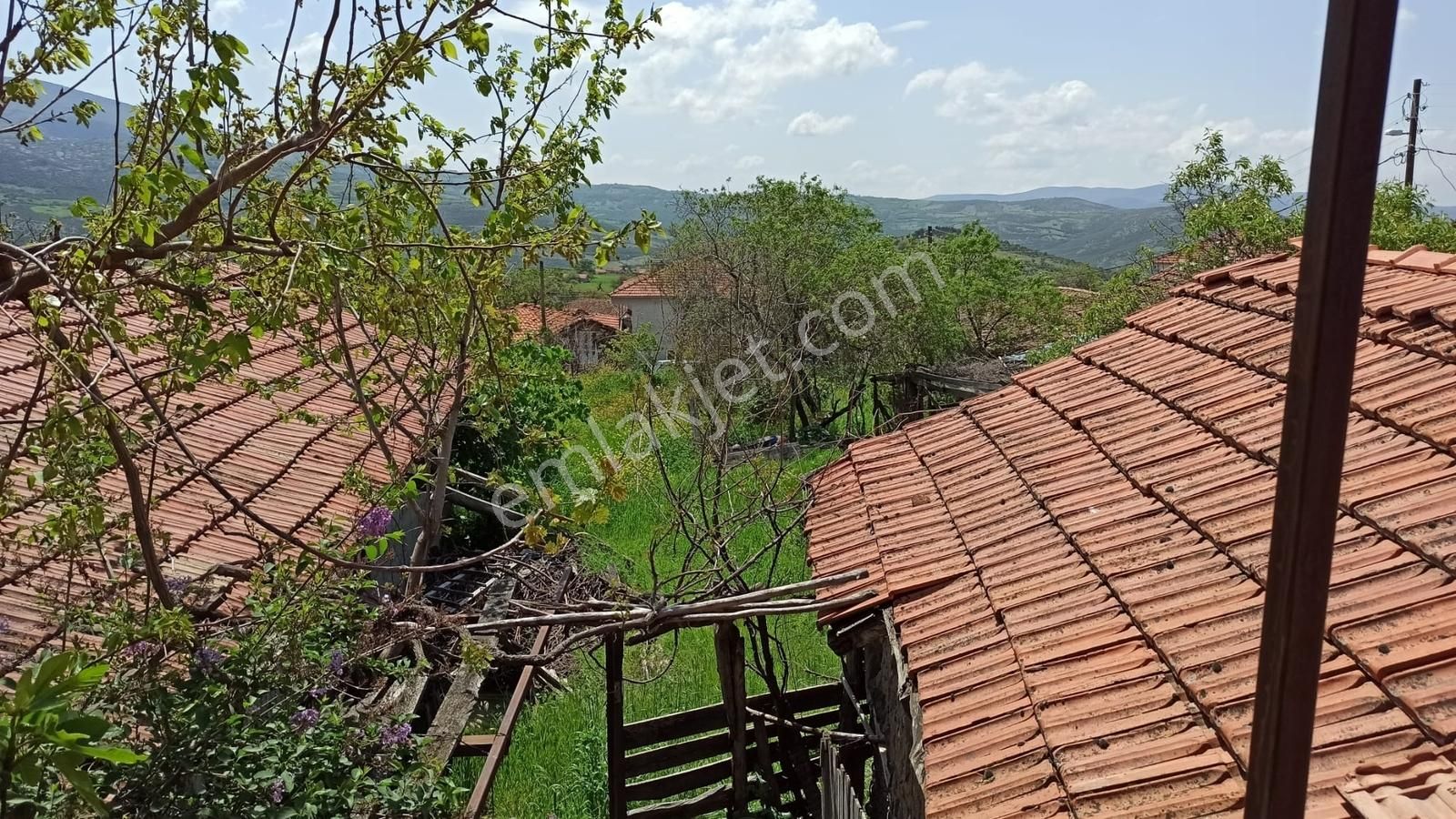 Kepsut İsaalan Köyü'nde 1040 M² Arsa Üzerinde Müstakil Ev - Görsel 5