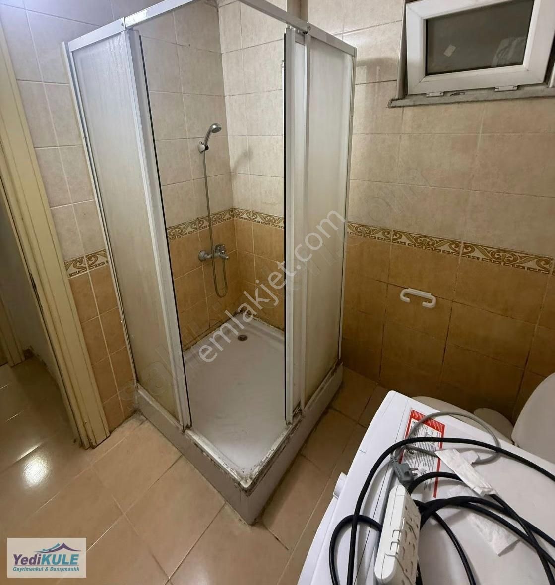 Armağanevlerde Alemdağ Caddesine Yakın 2+1 İskanlı 75 M2 Daire - Görsel 7