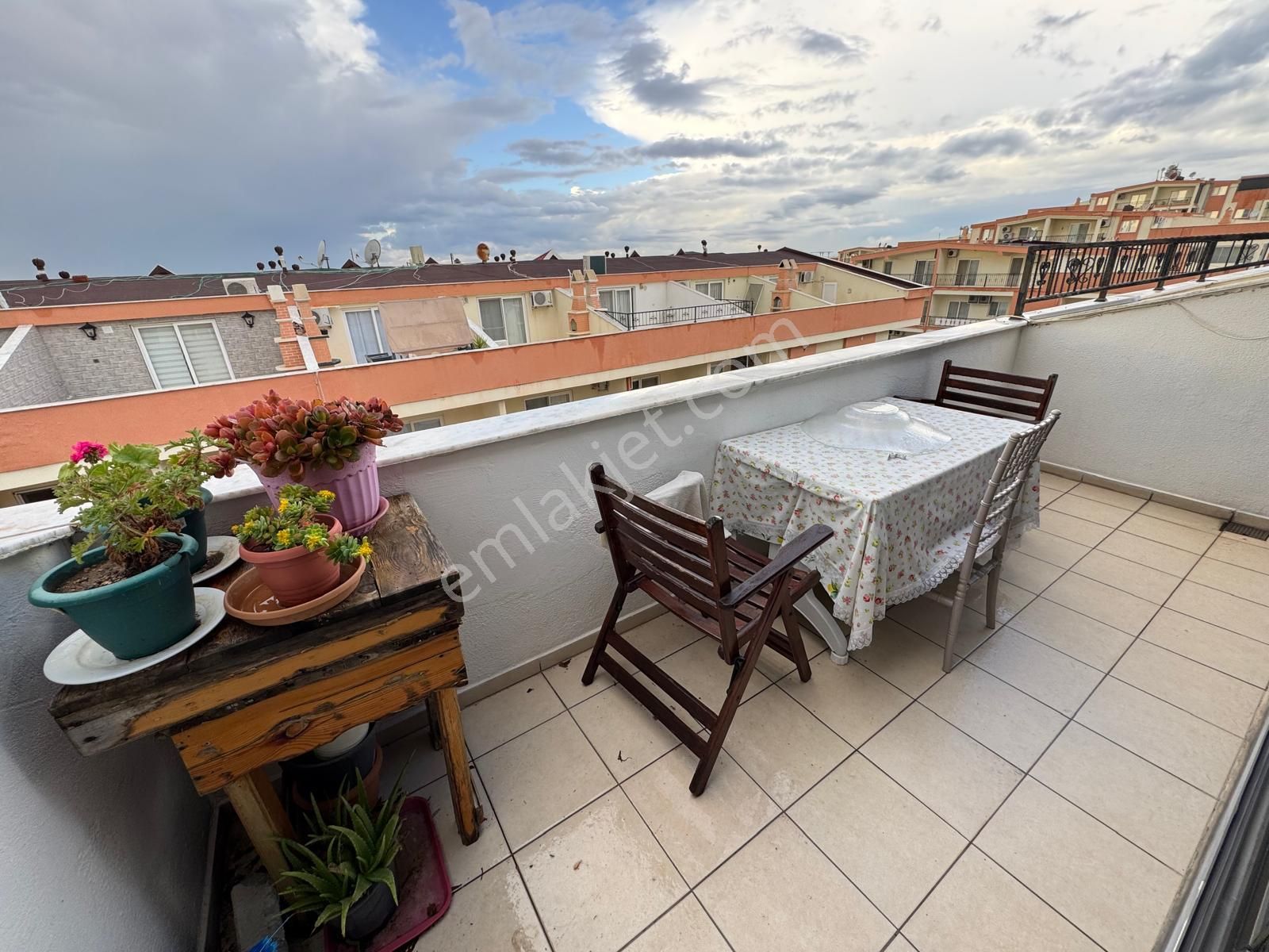 Didimde Muhteşem Bir Sitede Harika Ötesi Konforlu 3+1 Dublex - Görsel 18