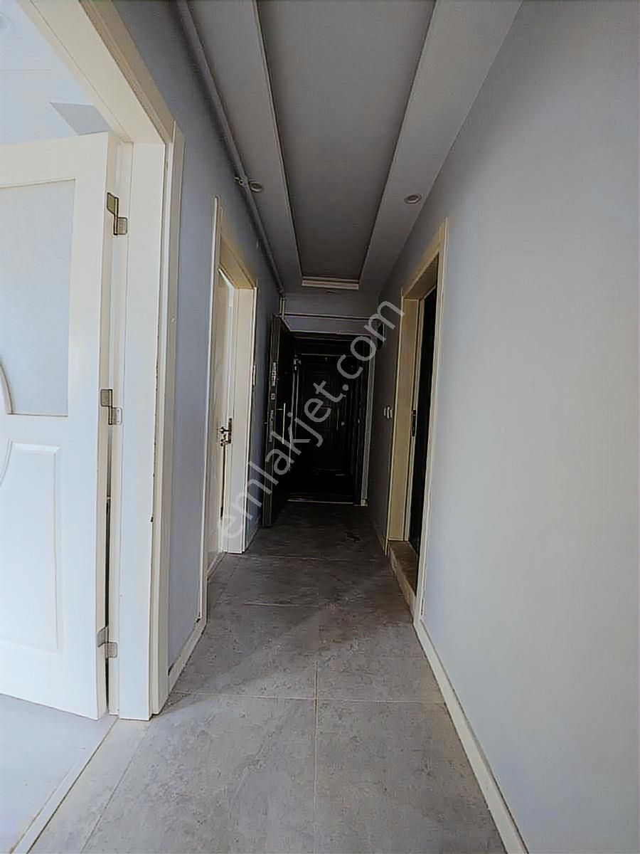 Muradiye Mah Site İçinde 2+1 Satılık Daire - Görsel 13