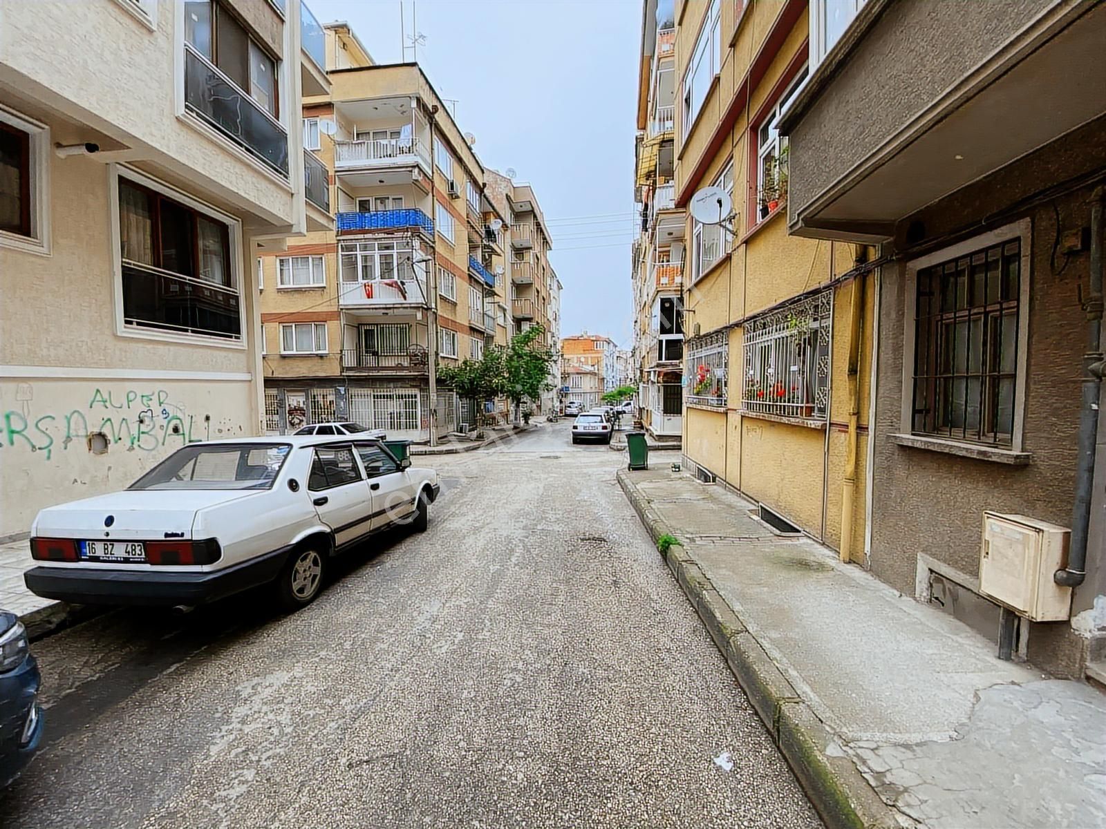 K2 Pera Bursa Hocahasan Mah. Geniş Çift Cephe 3+1 Satılık Daire - Görsel 3