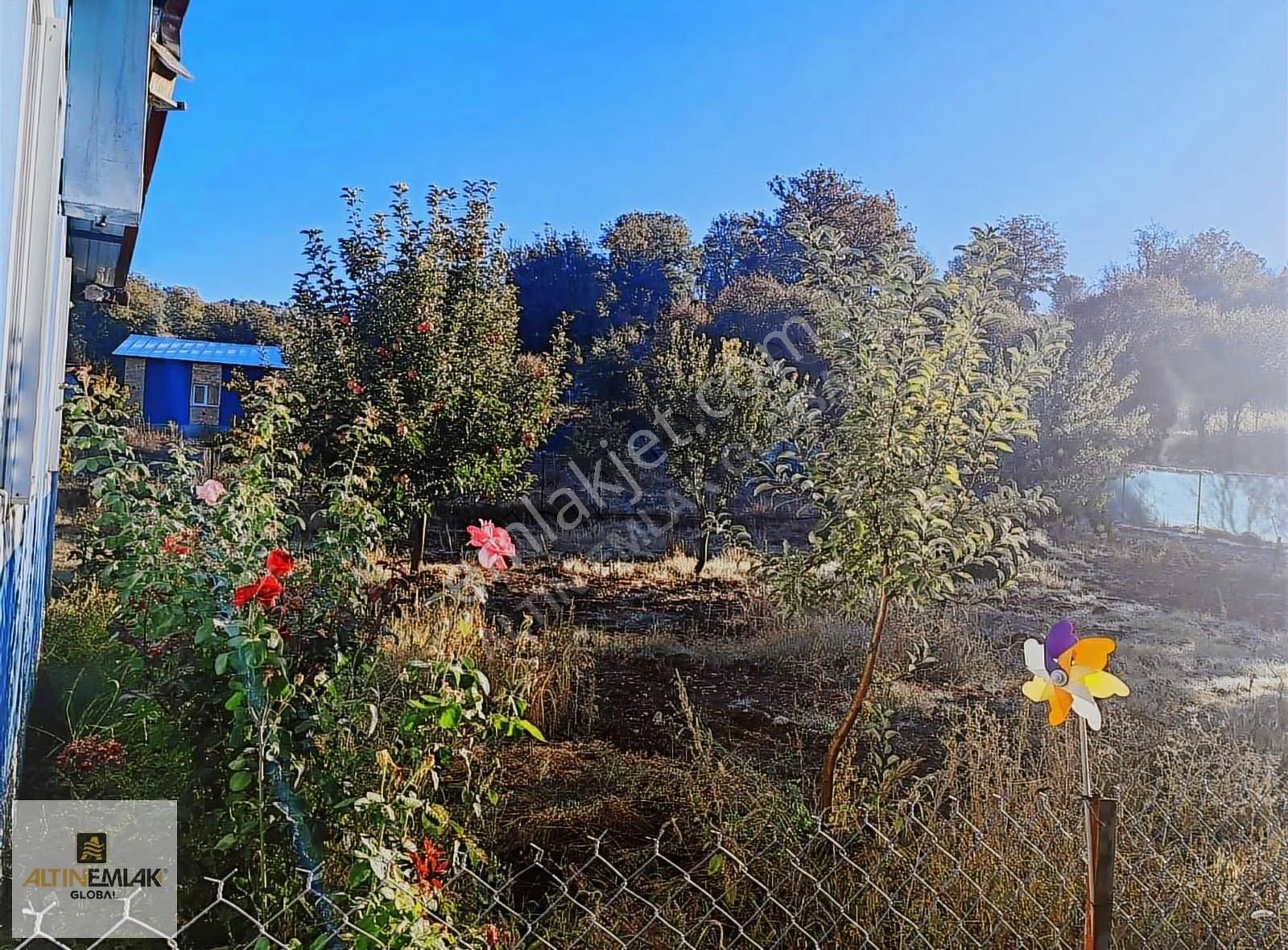 Seydikemer Çobanisa'da 2 Parsel 1.5 Dönüm Satılık Kaçmaz Tarla - Görsel 15