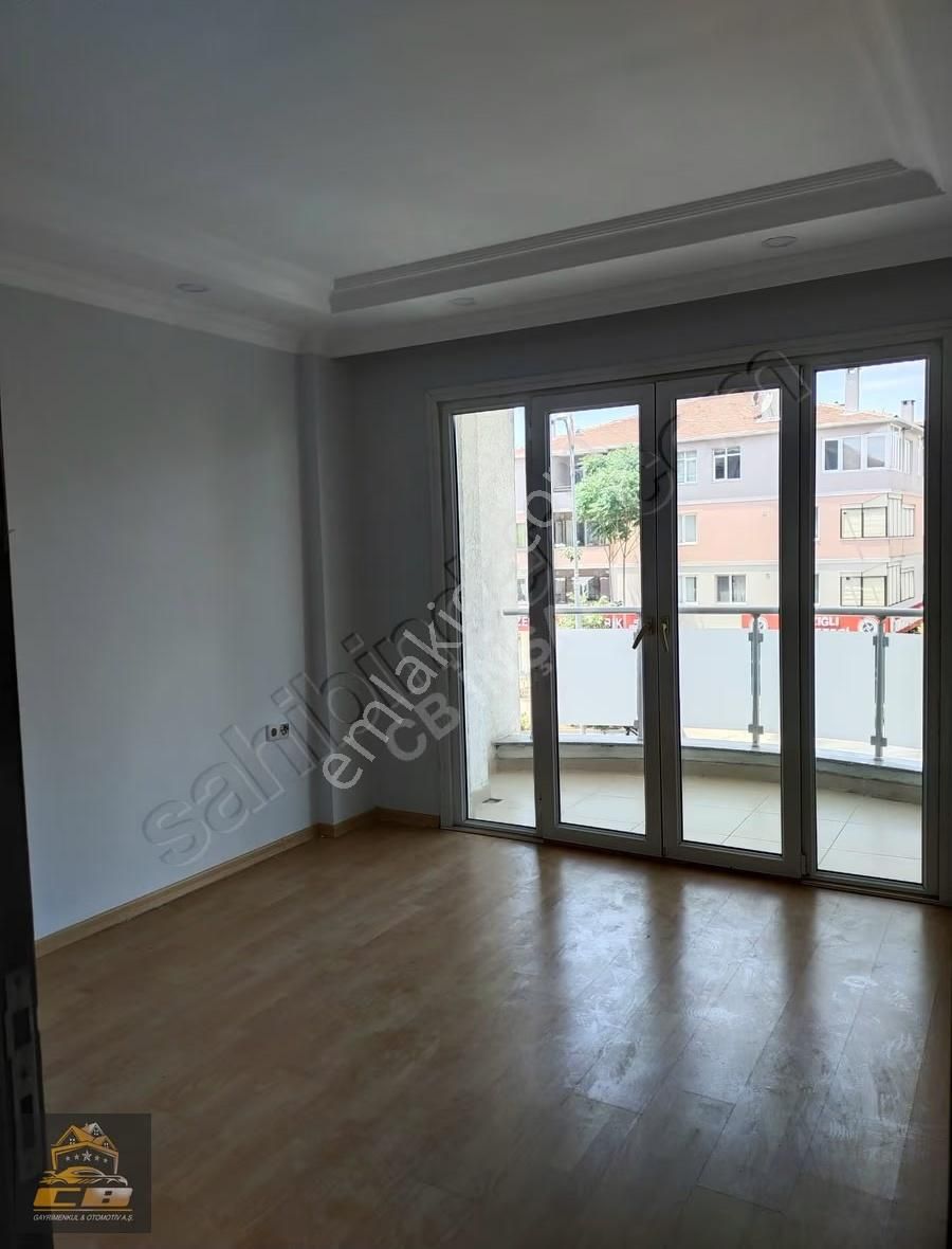 Büyükçekmece De Nezih Sitede 3+1 Satılık